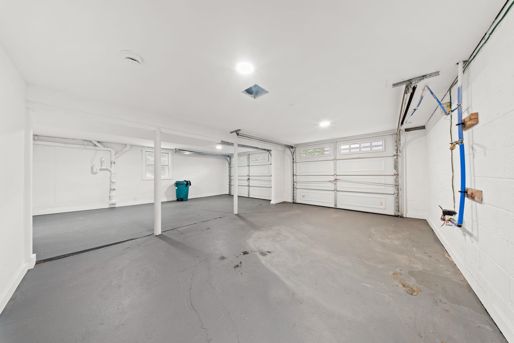 418 East Ave Property Photo 23