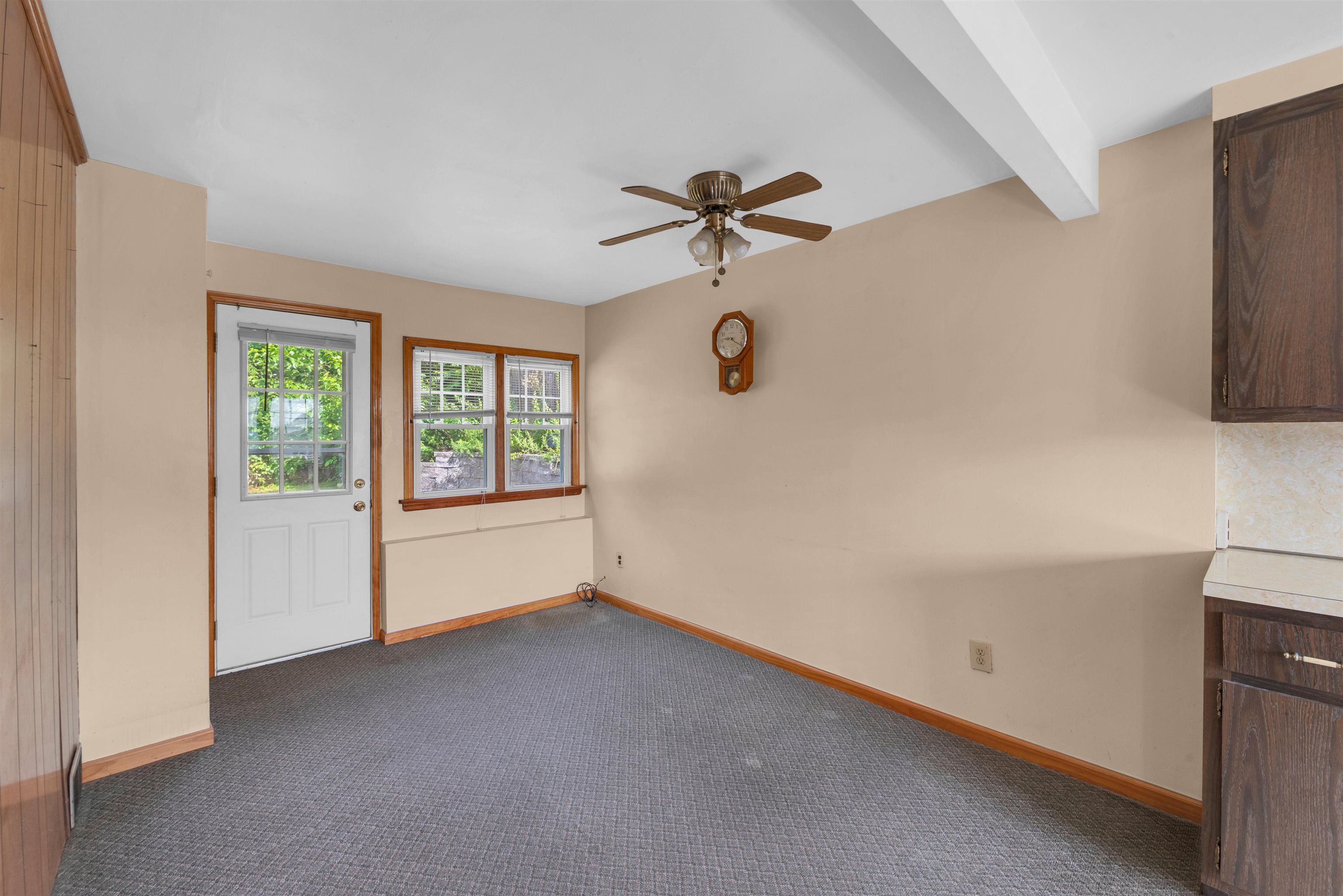 722 7th St Property Photo 8