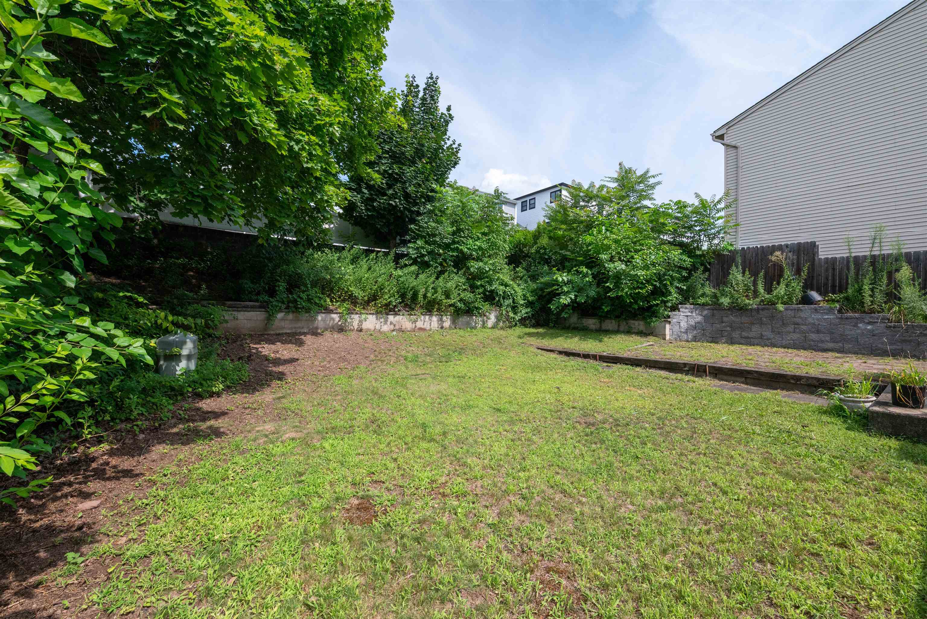 722 7th St Property Photo 14