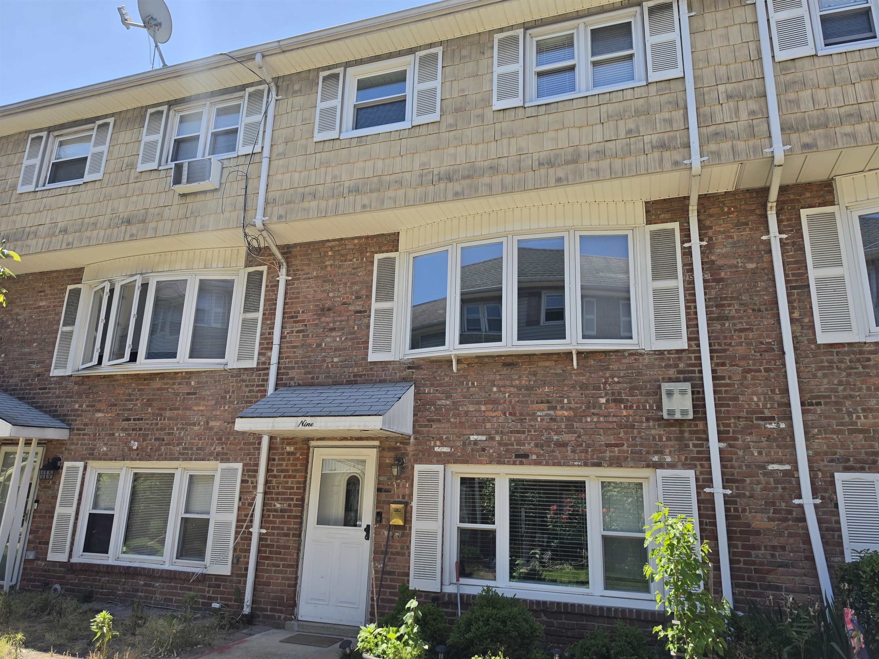 9 Elna Ct Property Photo 2