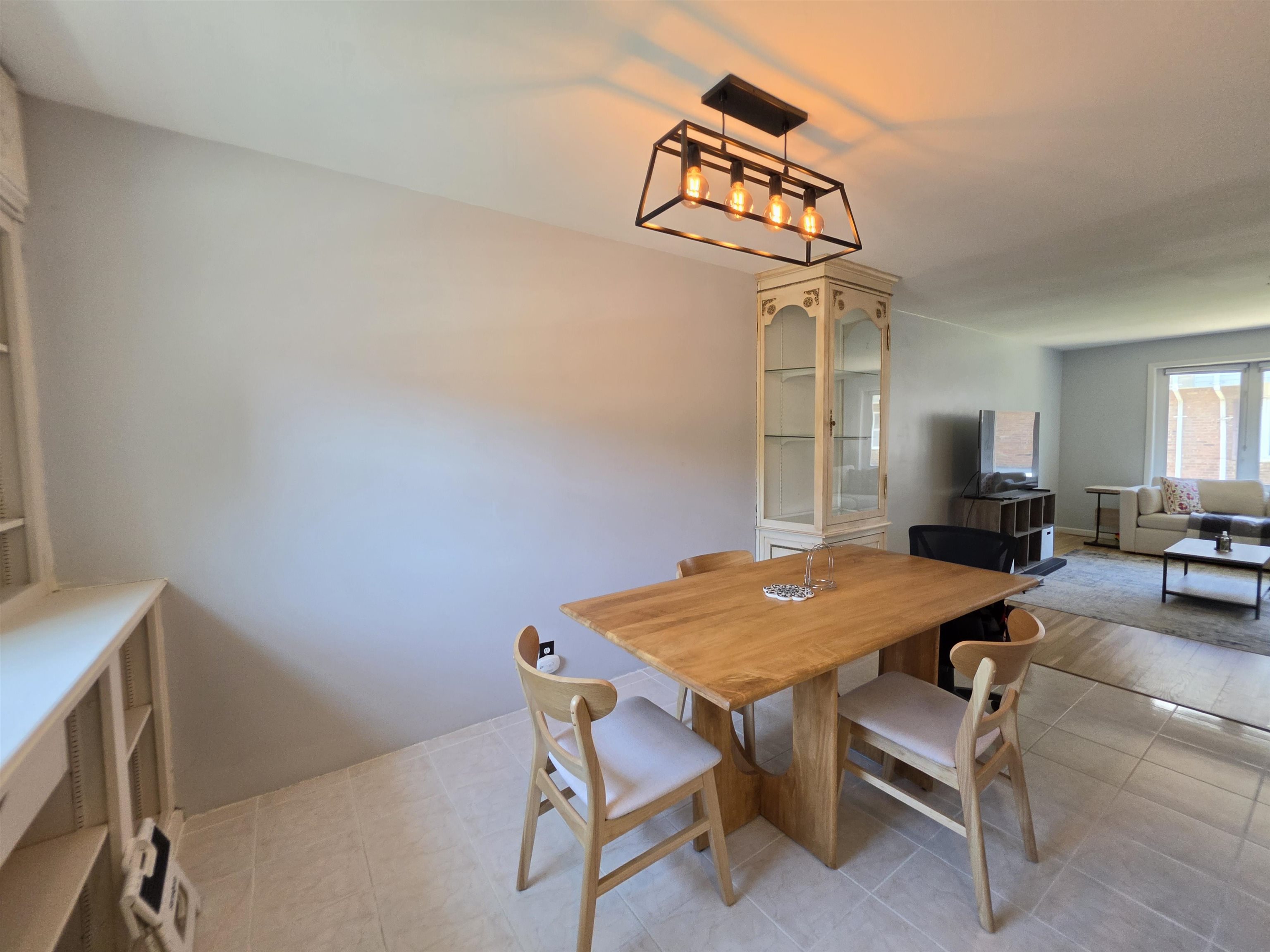 9 Elna Ct Property Photo 6