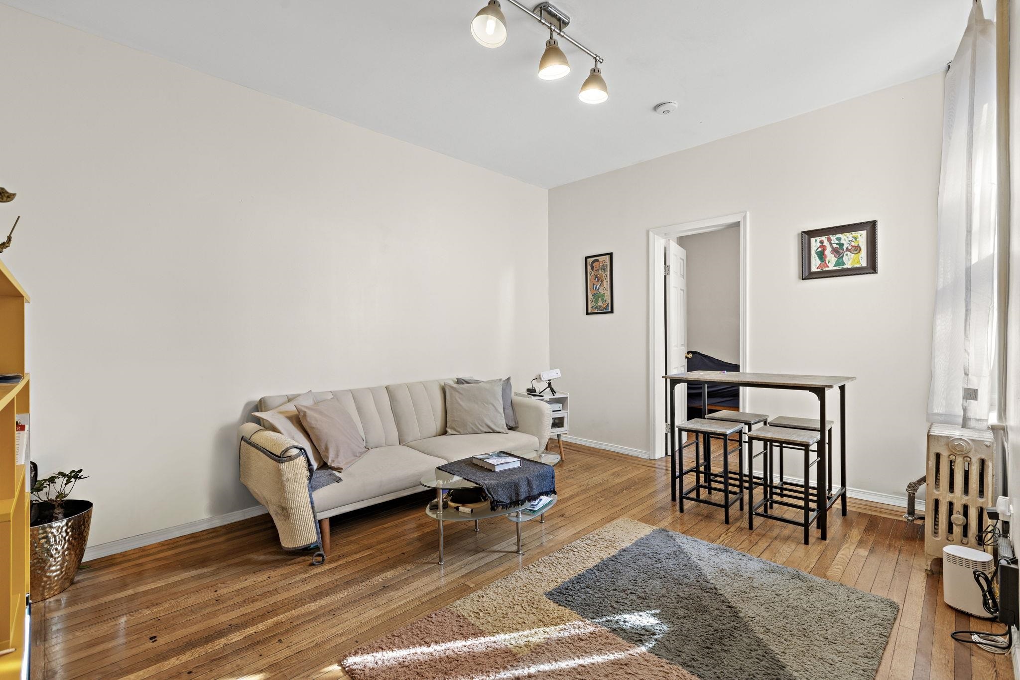 275 Harrison Ave B4 Property Photo 3