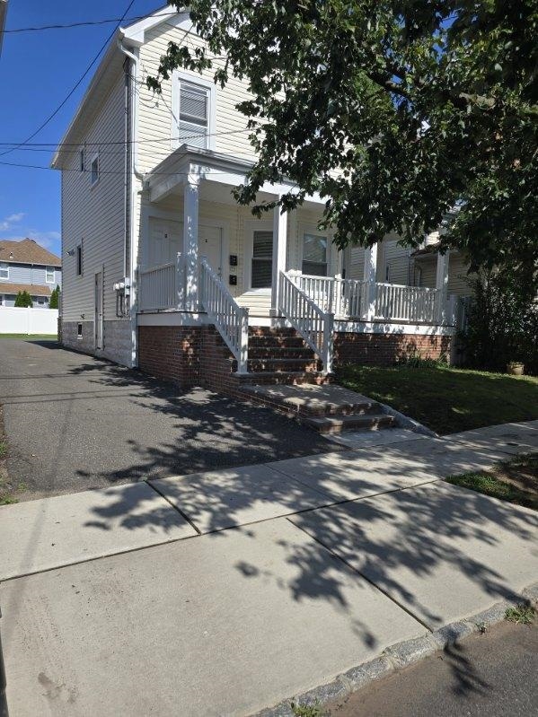 125 Dalton St Property Photo 3