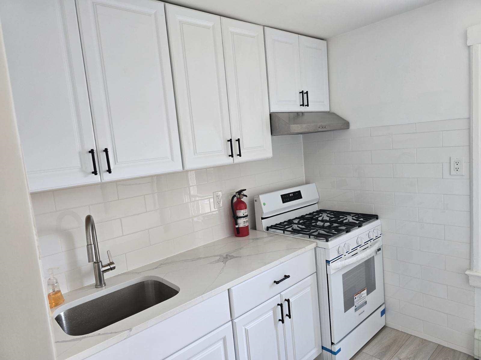 125 Dalton St Property Photo 21