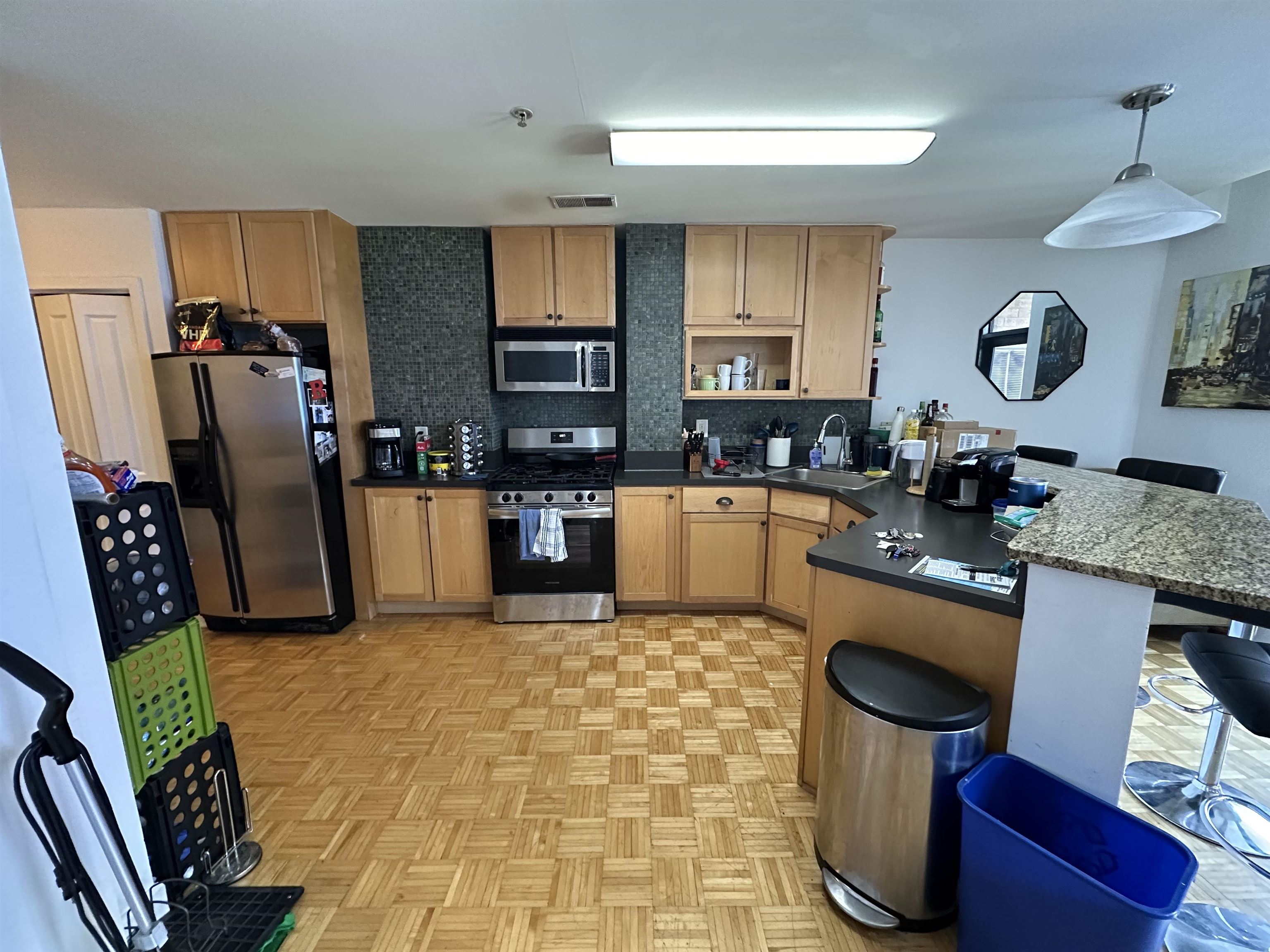 610 Newark St 9d Property Photo 3