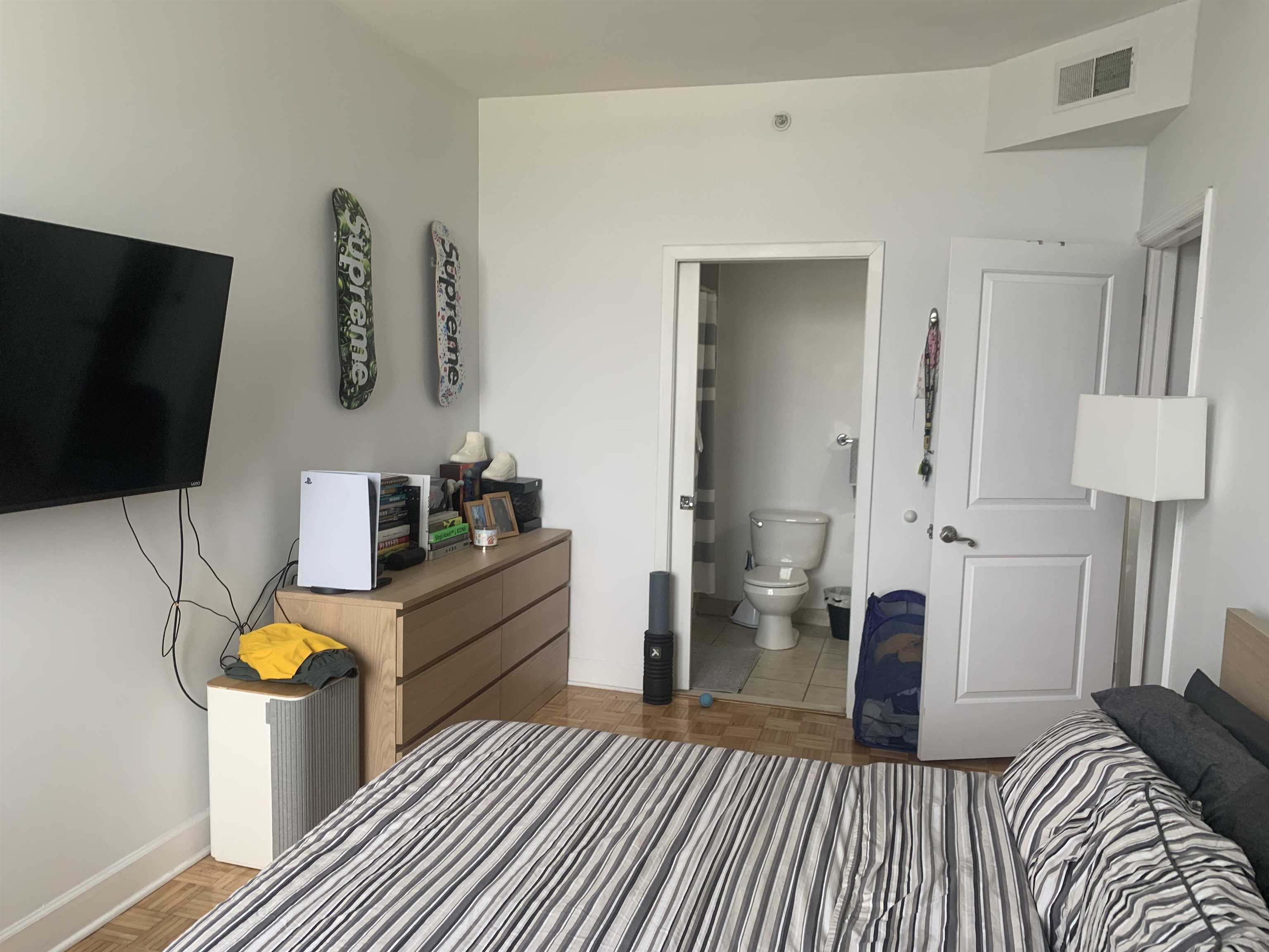 610 Newark St 9d Property Photo 14