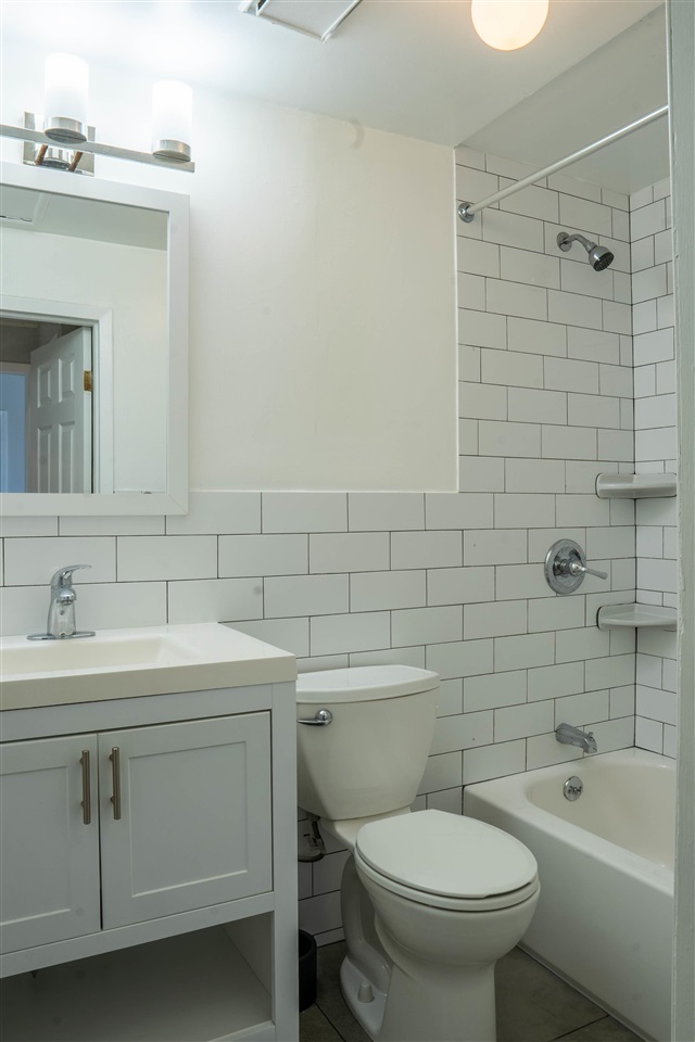 426 13th St 2 Property Photo 17