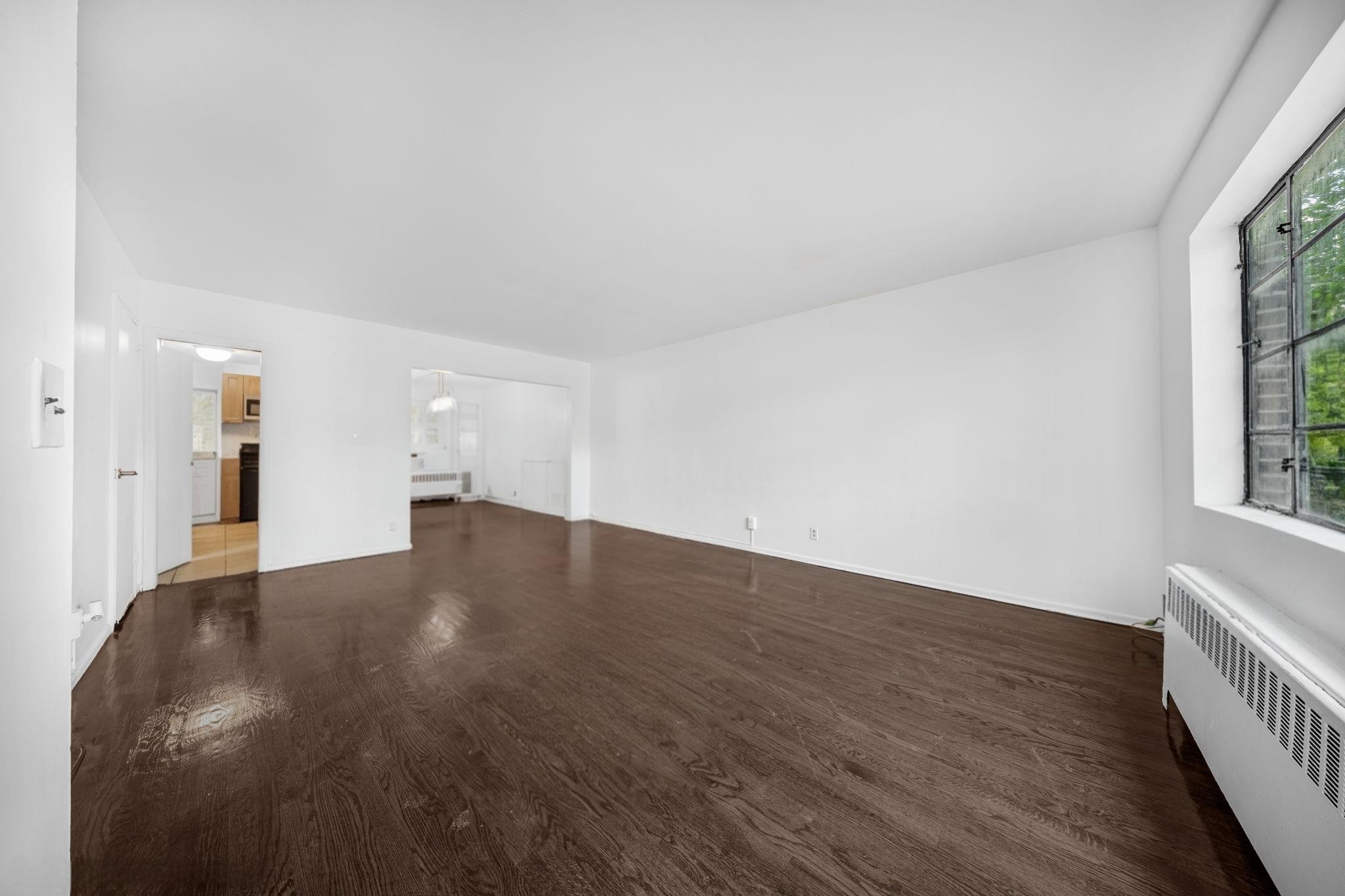 44 College St Property Photo 12