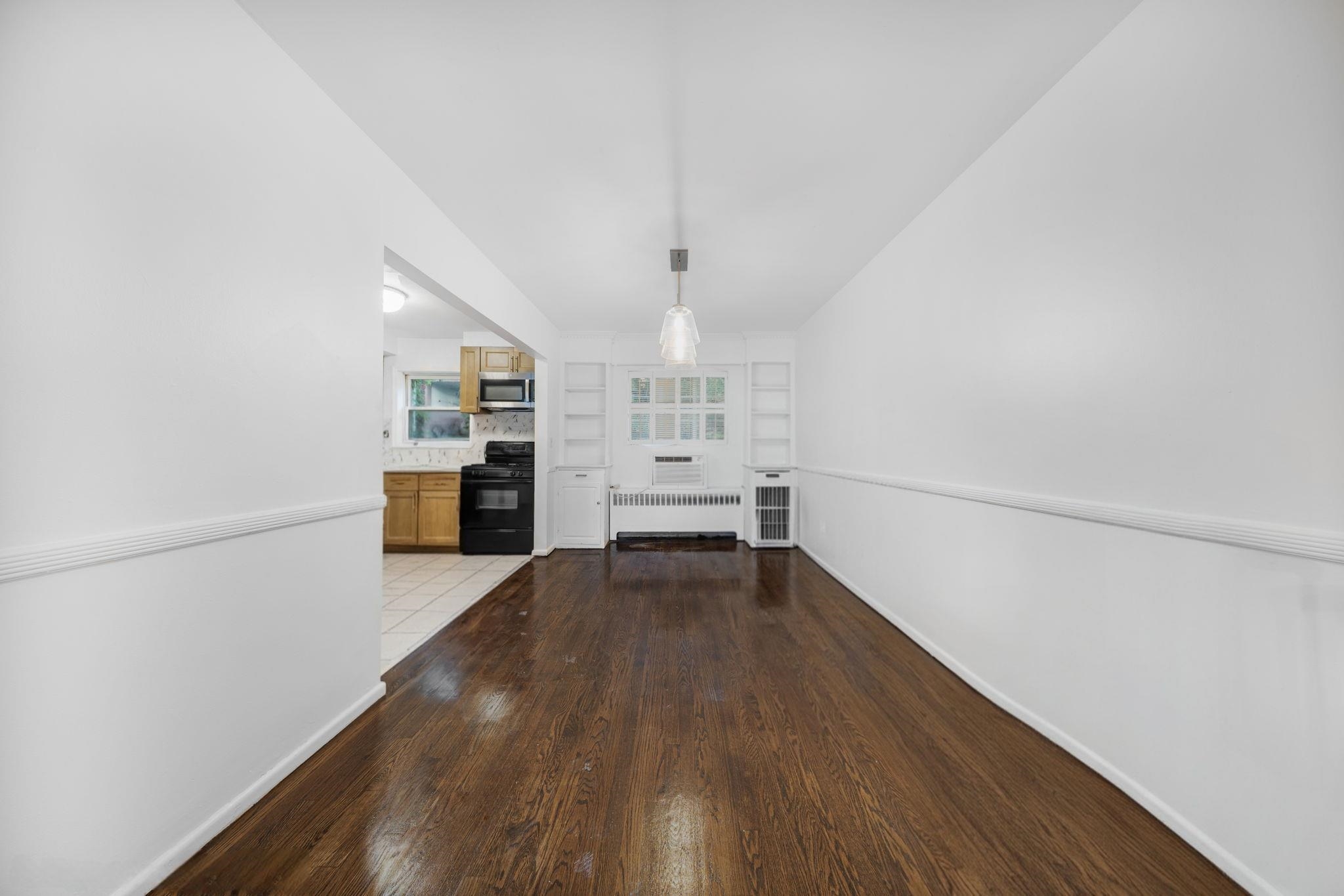 44 College St Property Photo 15