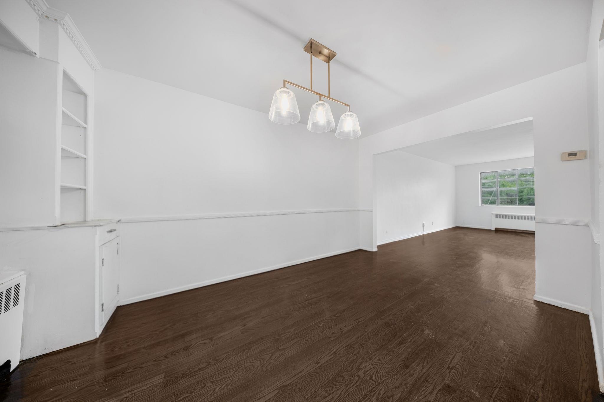 44 College St Property Photo 16