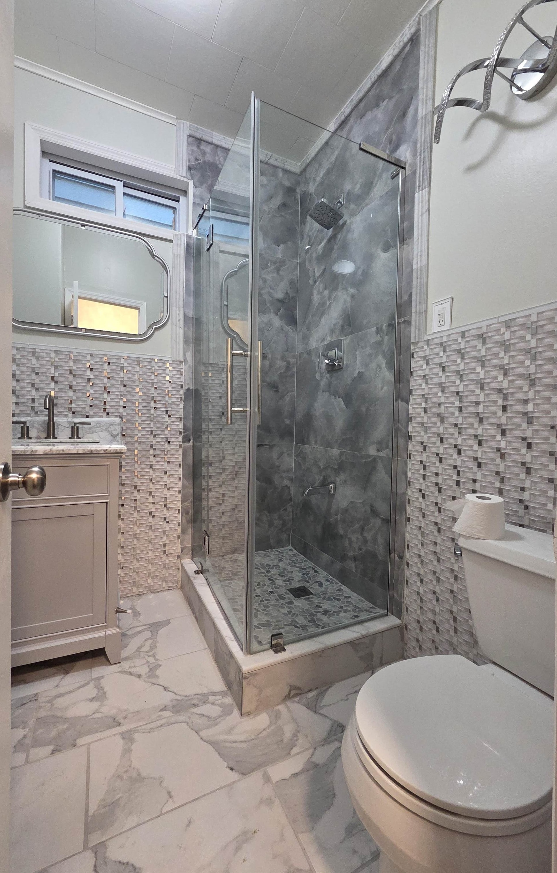 159 West 10th St 1 Property Photo 5