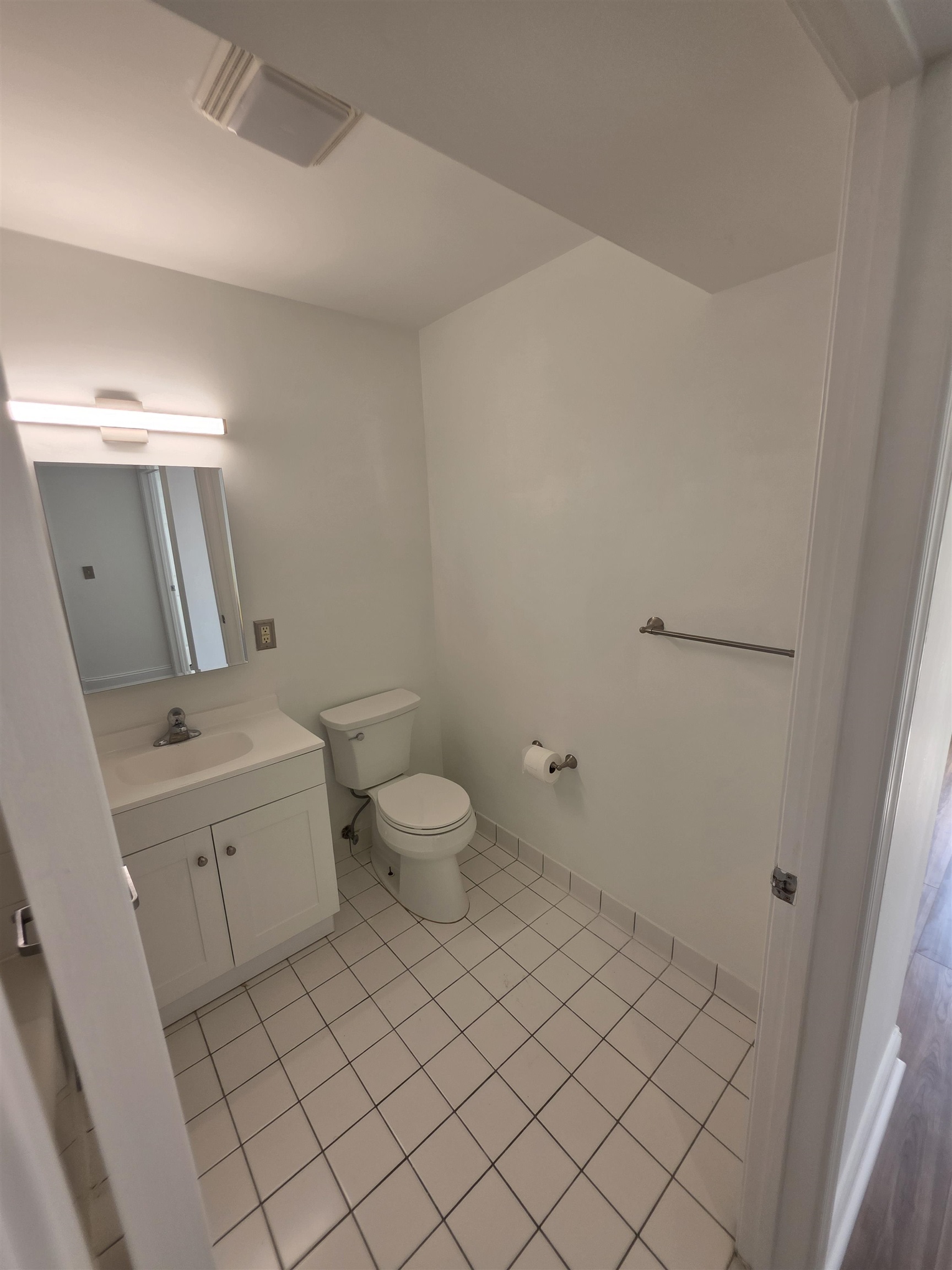 7430 Blvd East 4a Property Photo 17