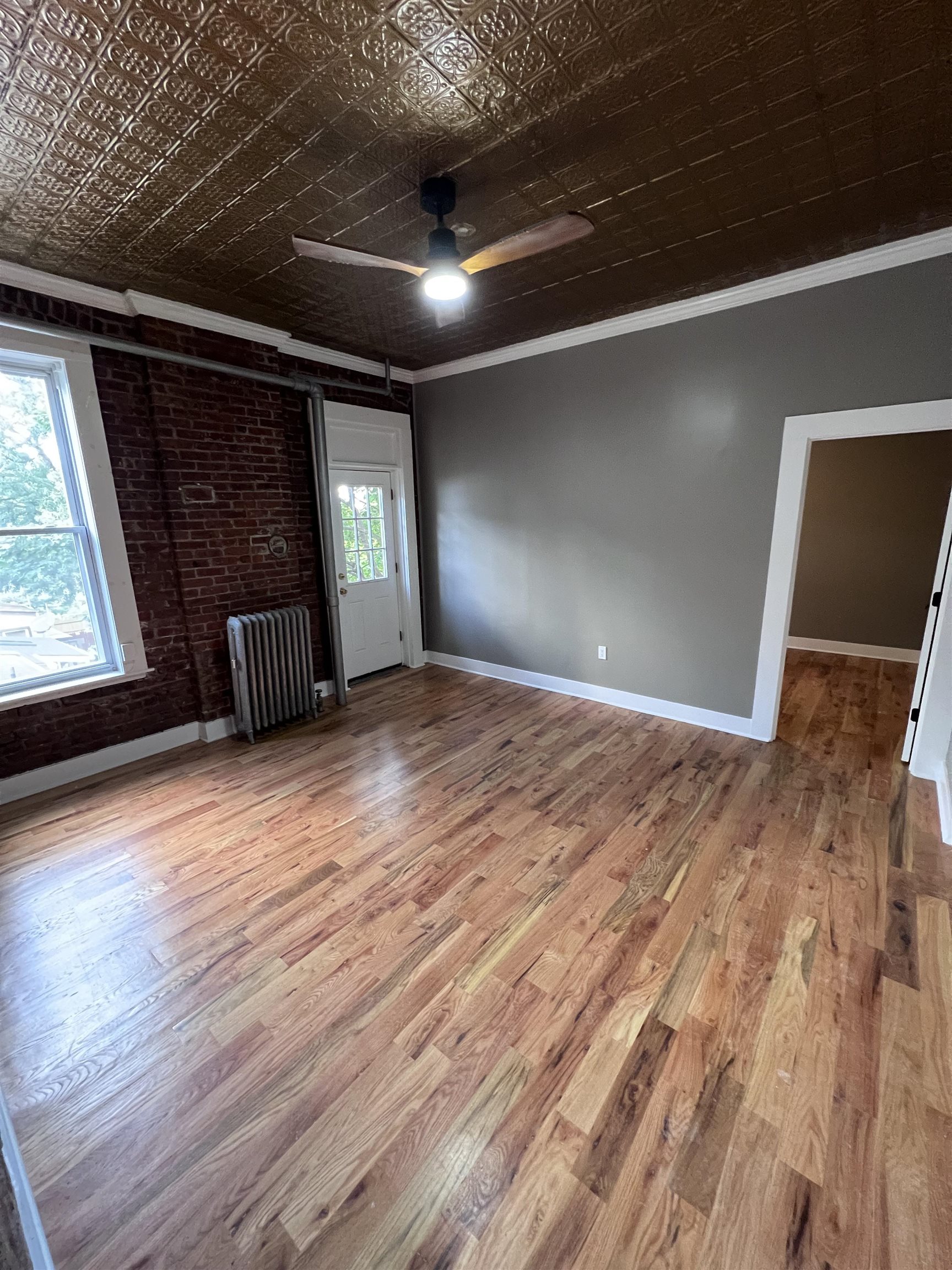 157 Midland Ave 2d Property Photo 7