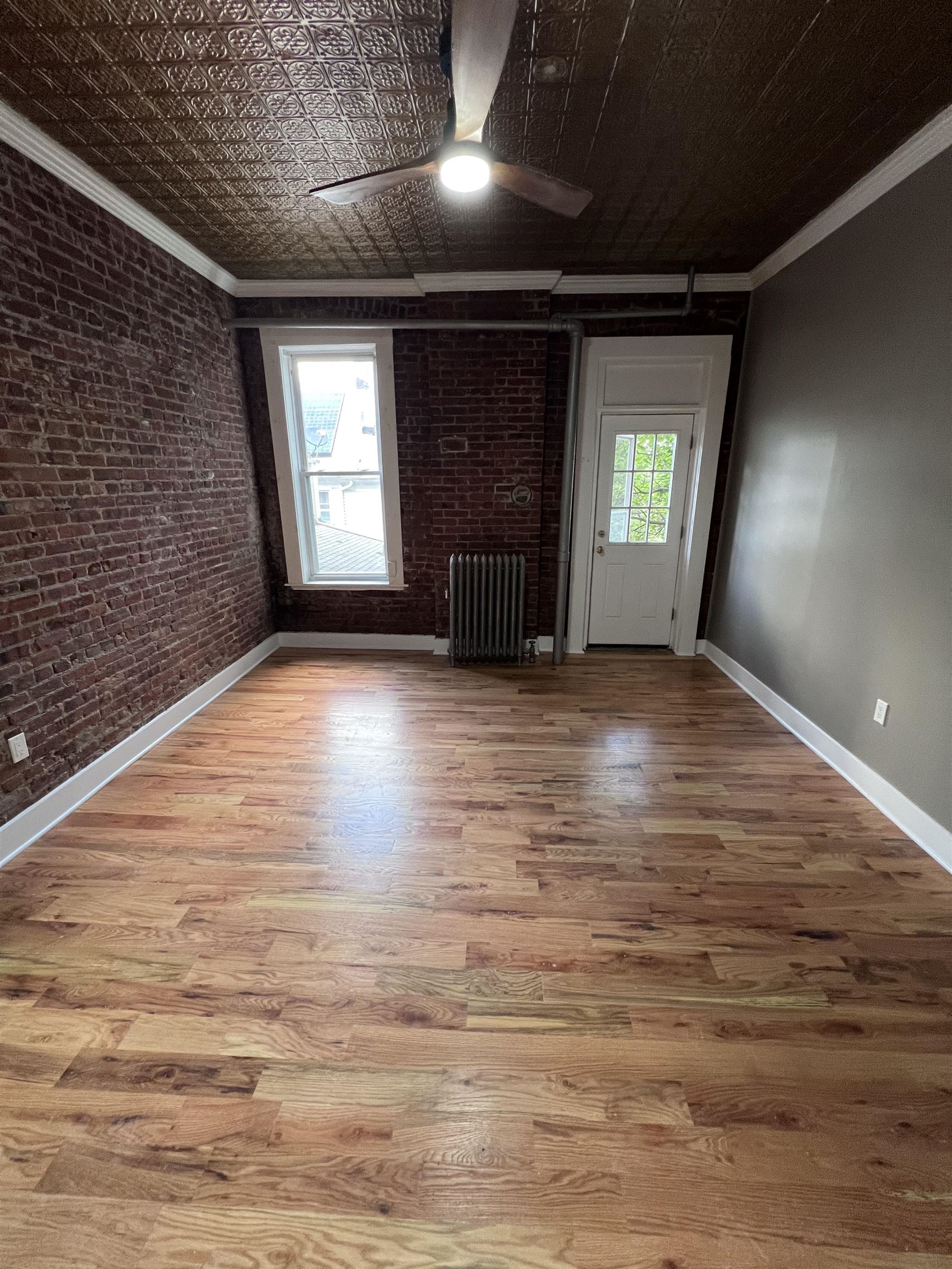 157 Midland Ave 2d Property Photo 8