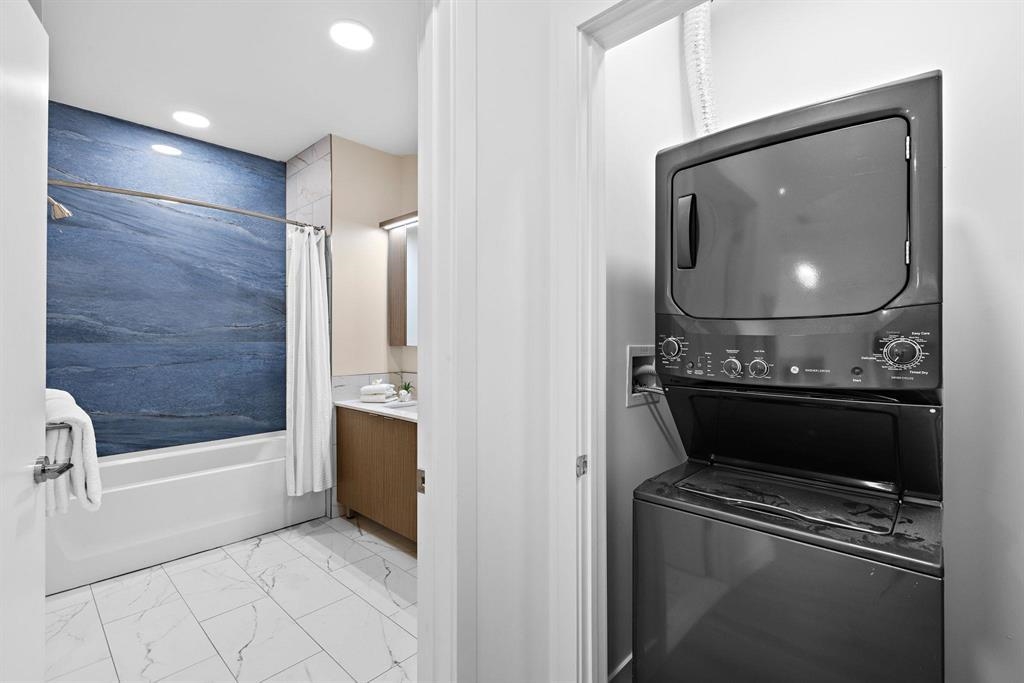 5711 John F Kennedy Blvd 425 Property Photo 13