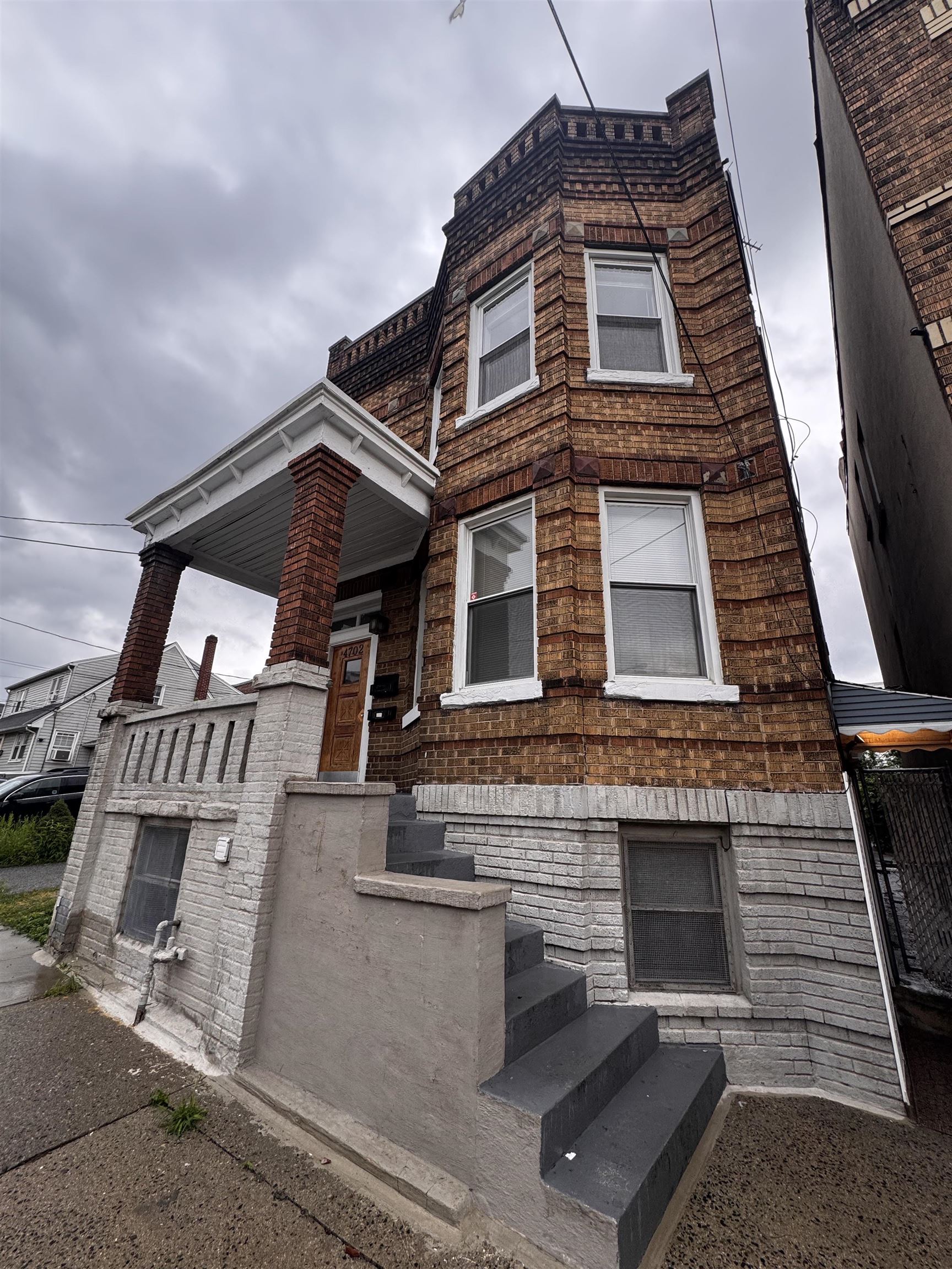 4702 Cottage Ave Property Photo 1