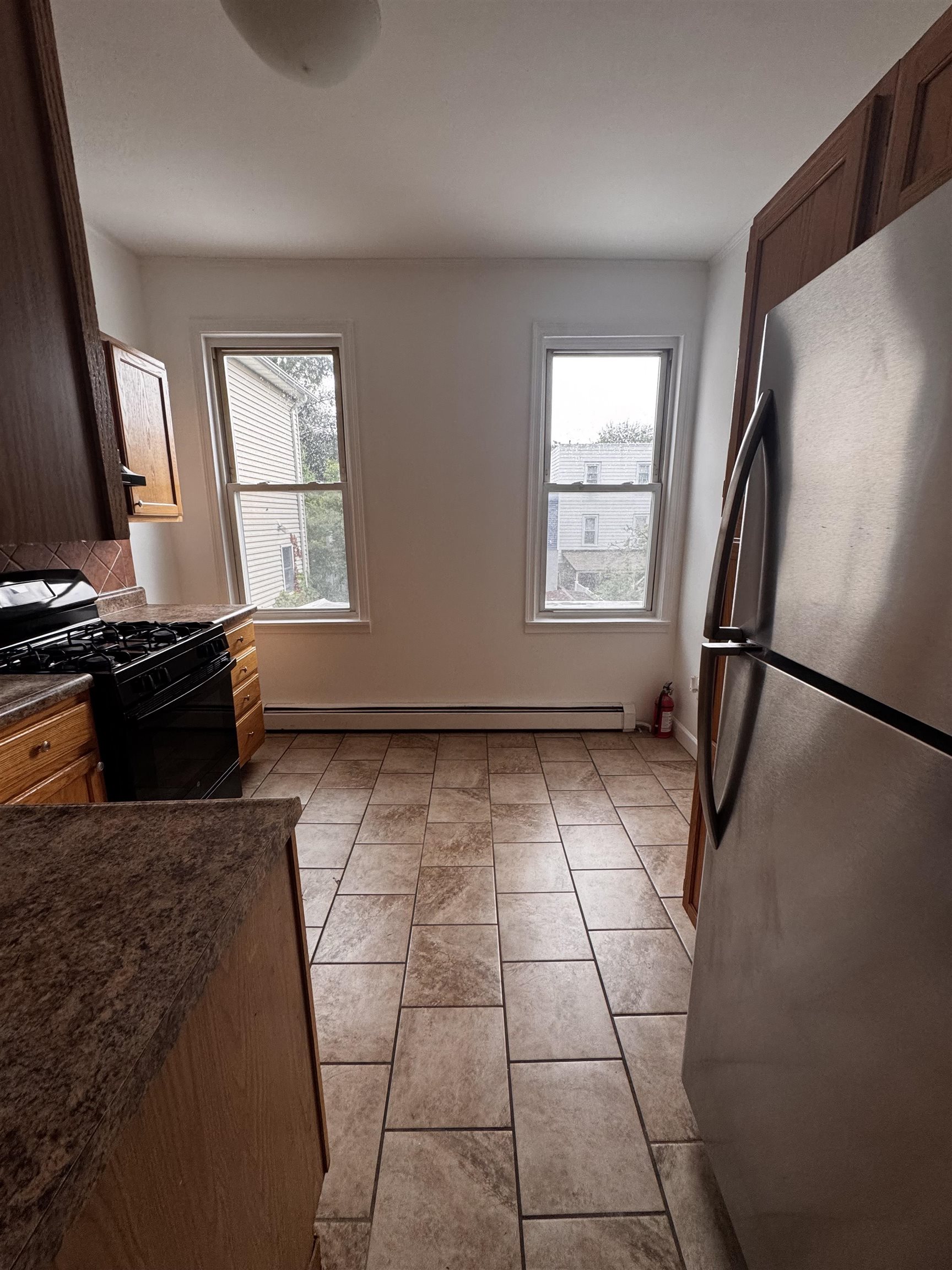 4702 Cottage Ave Property Photo 5