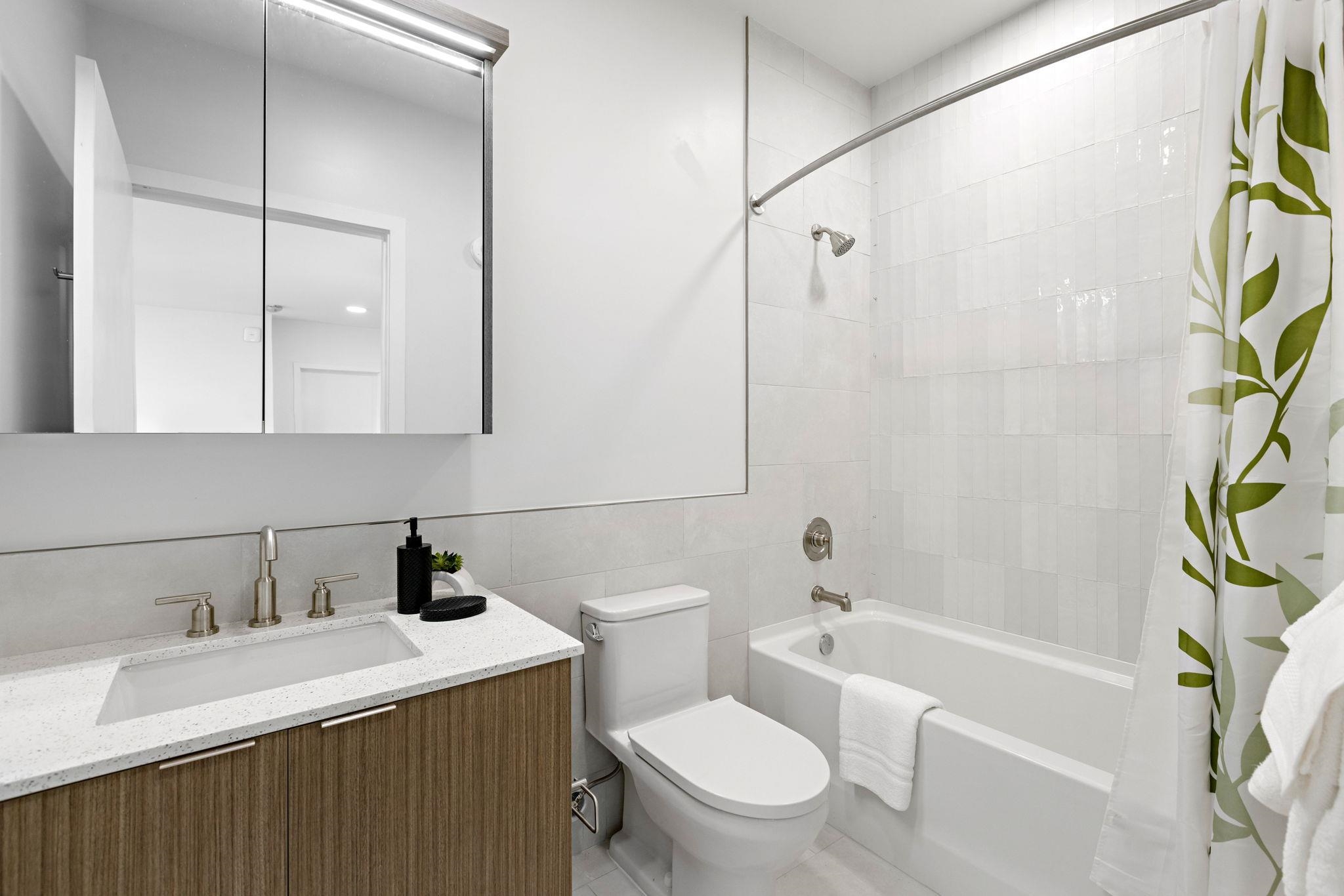 5711 John F Kennedy Blvd 406 Property Photo 20