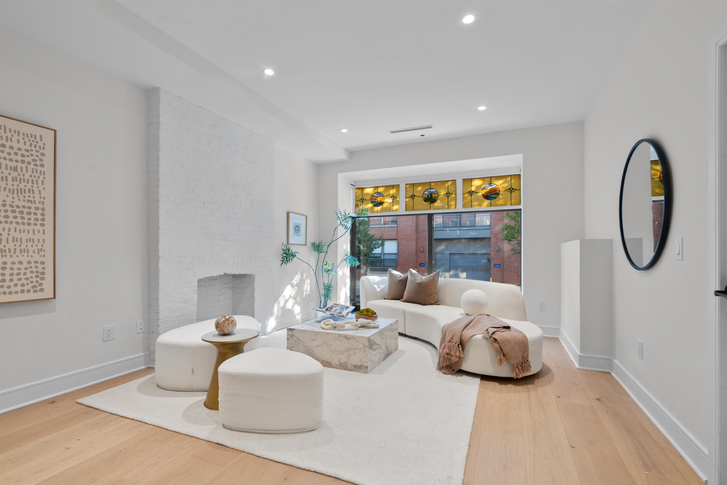 225 Montgomery St A Property Photo 23