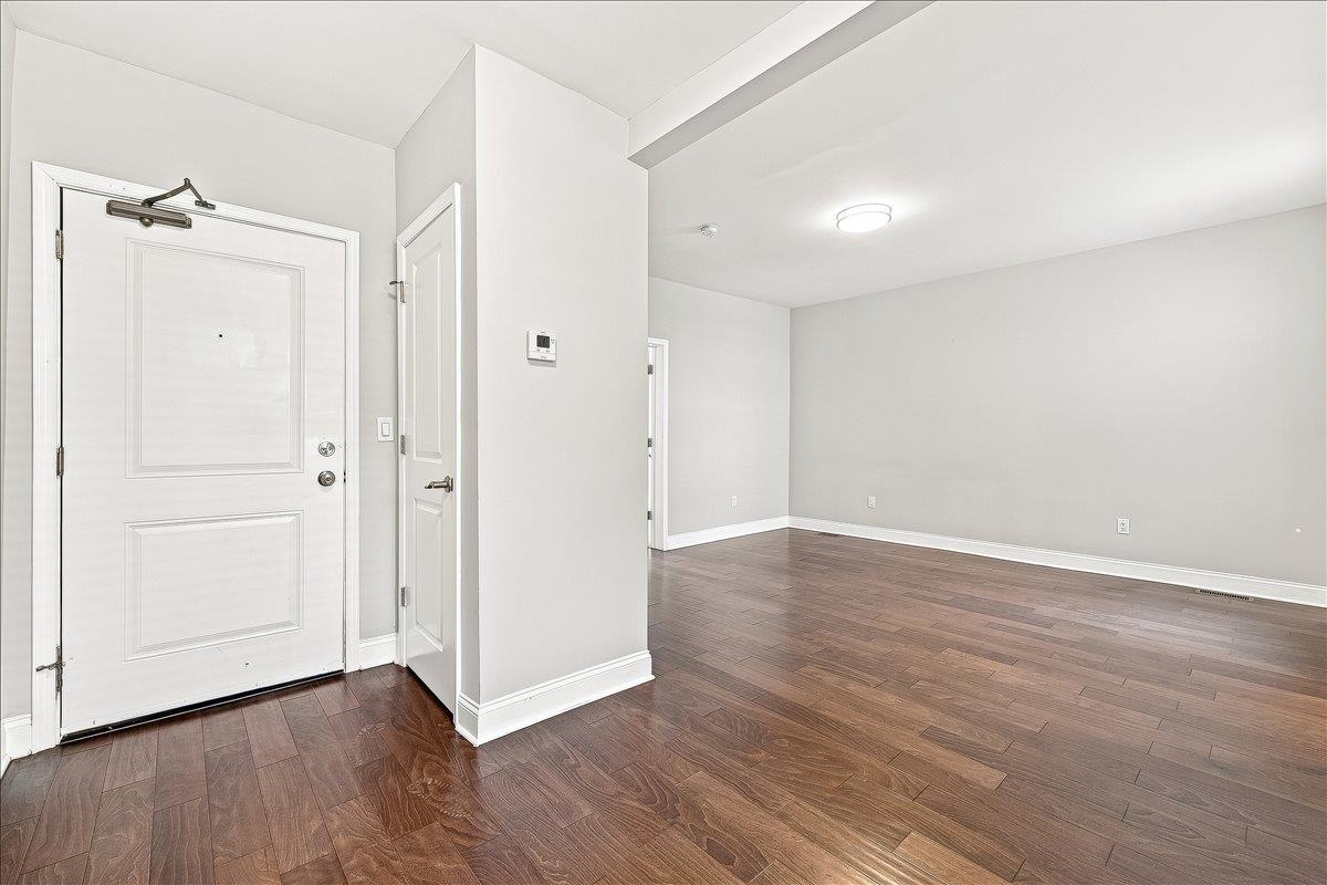 102.5 Congress St 1 Property Photo 2