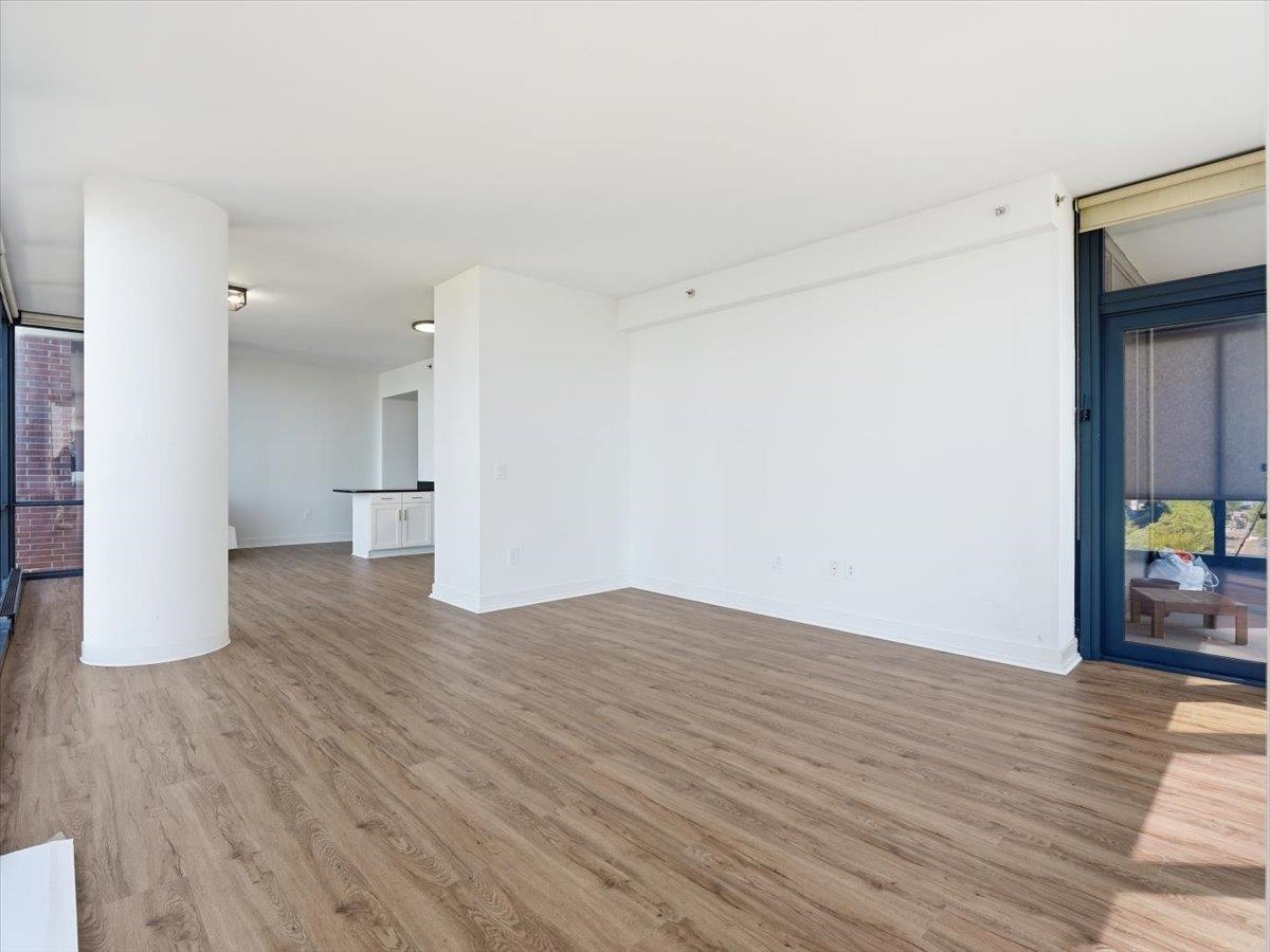 389 Washington St 7f Property Photo 4