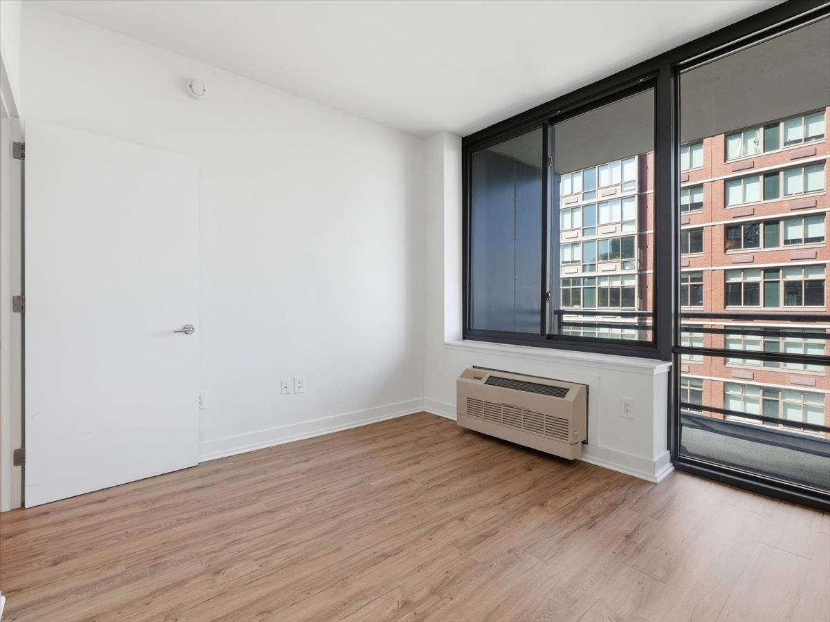 389 Washington St 7f Property Photo 24