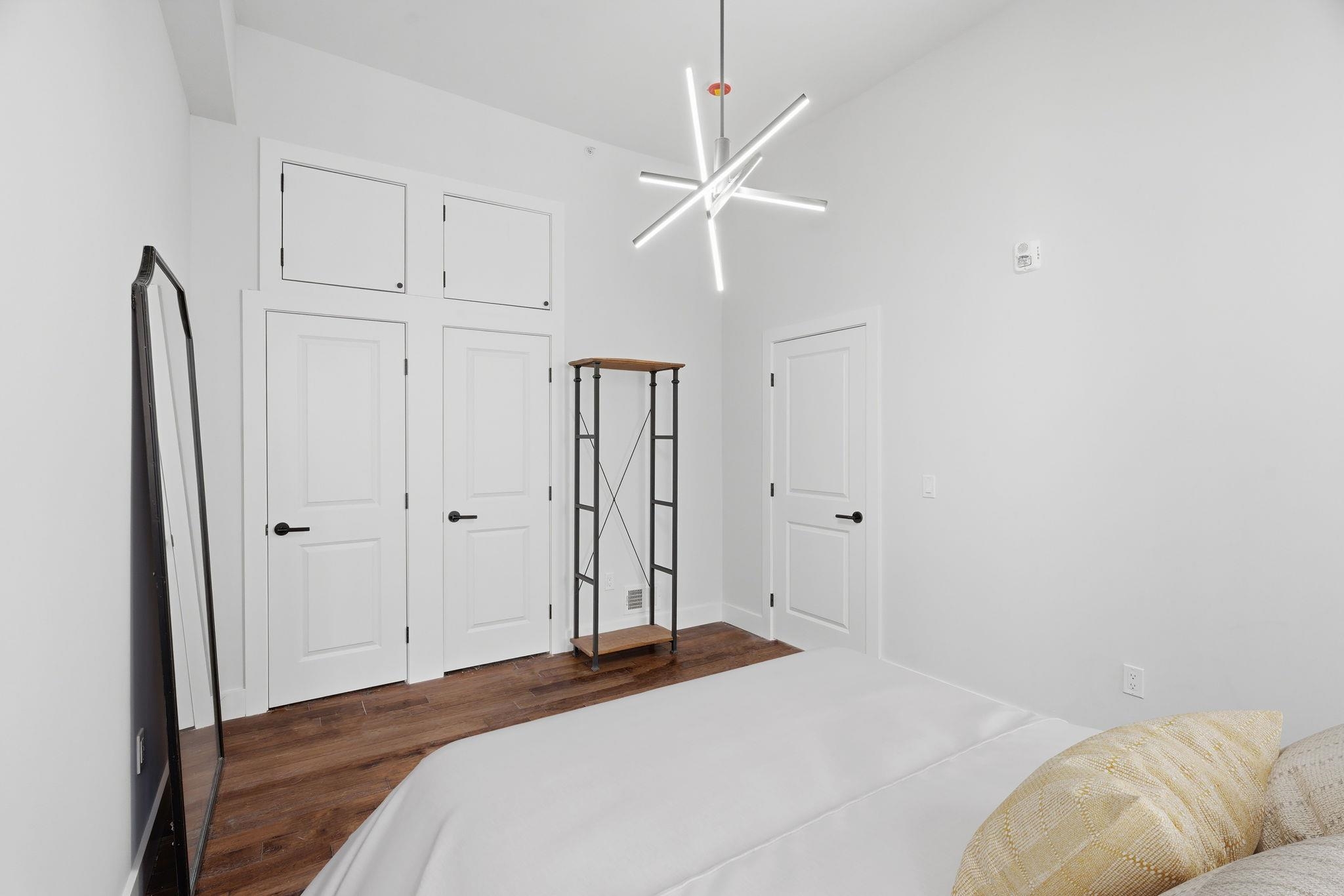 104 Glenwood Ave 302 Property Photo 19