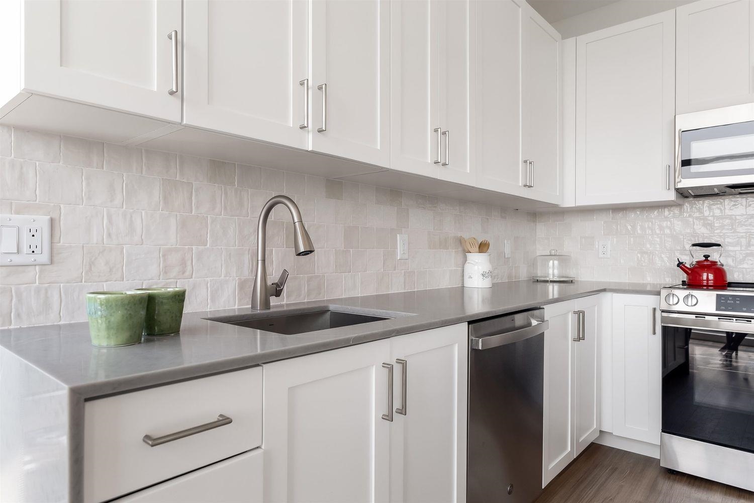 8601 Bergenline Ave 919 Property Photo 6