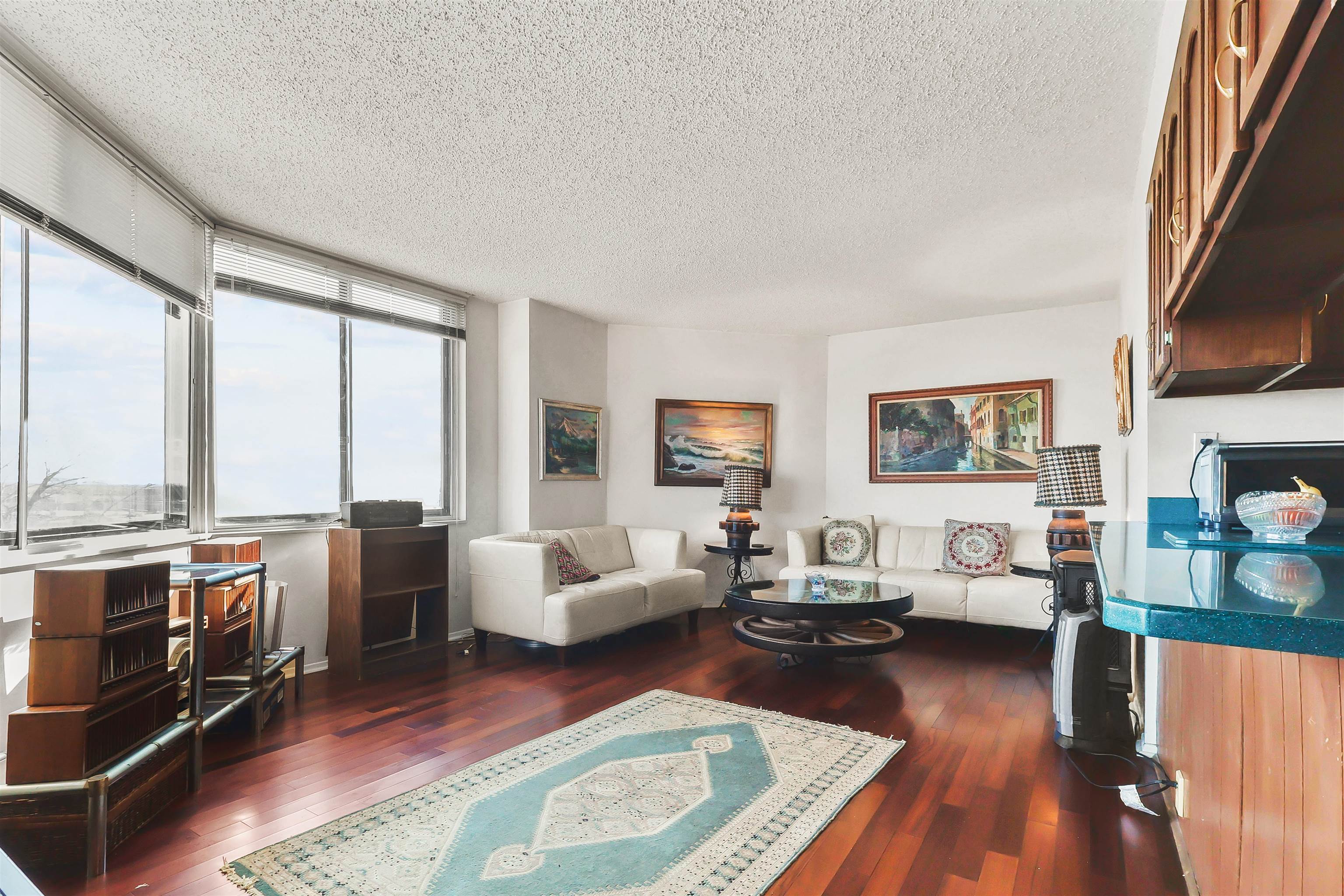 401 Harmon Cove Tower 401 Property Photo 5