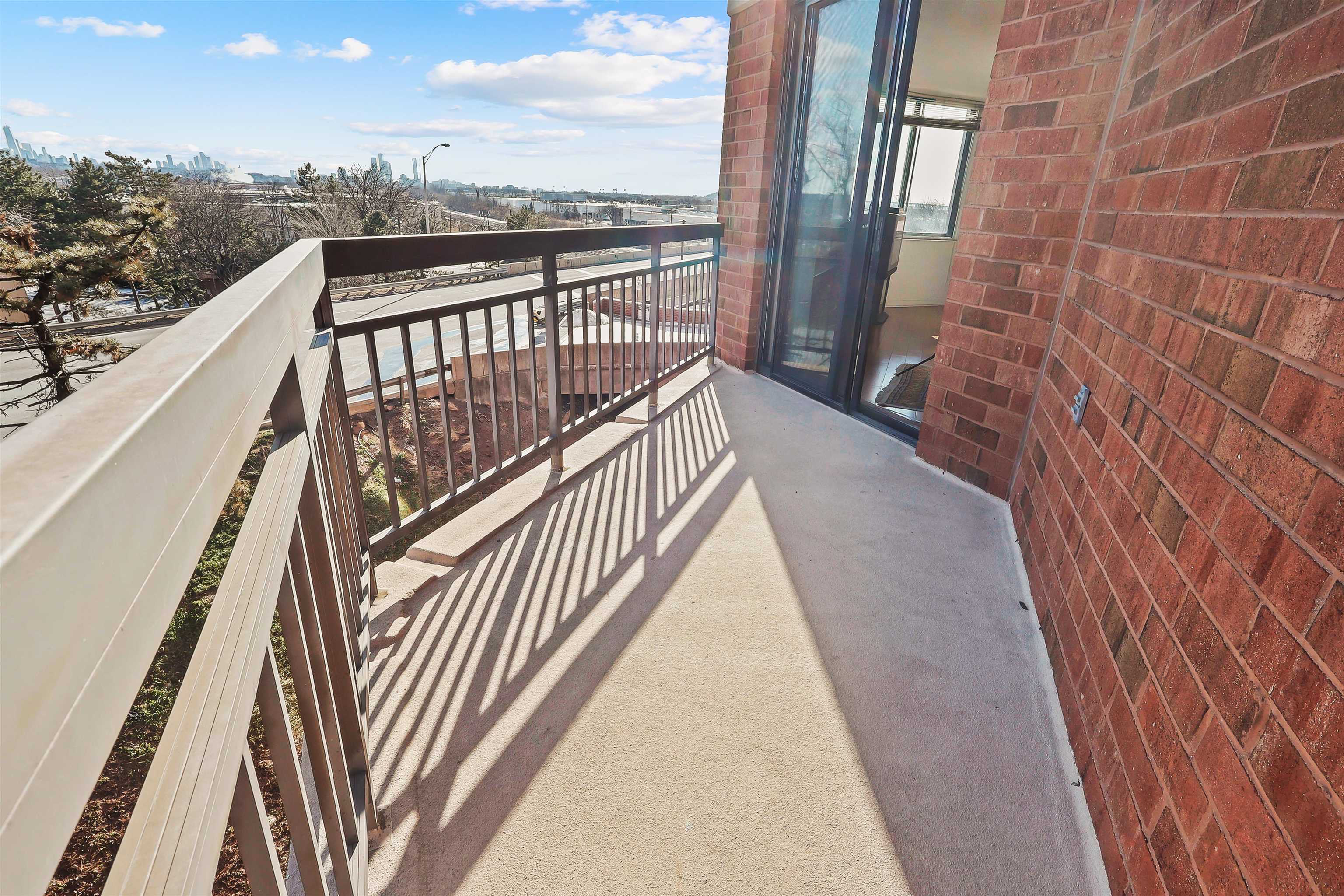 401 Harmon Cove Tower 401 Property Photo 19