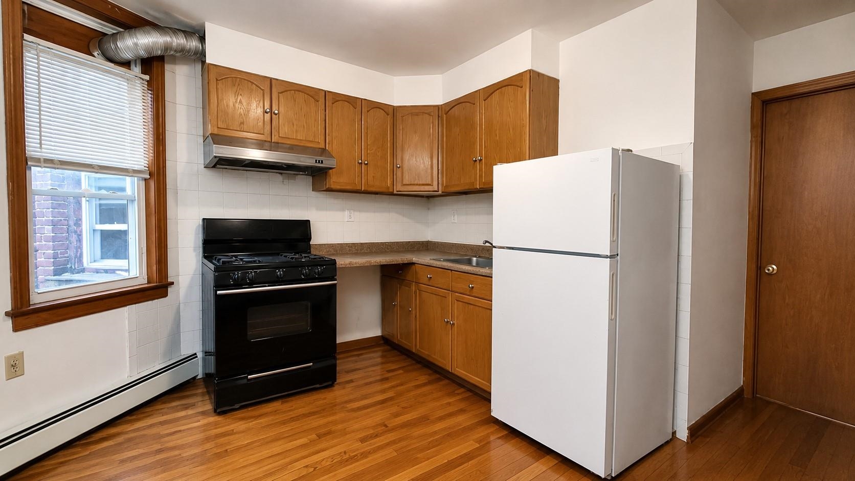 693 Kennedy Blvd 2 Property Photo 6