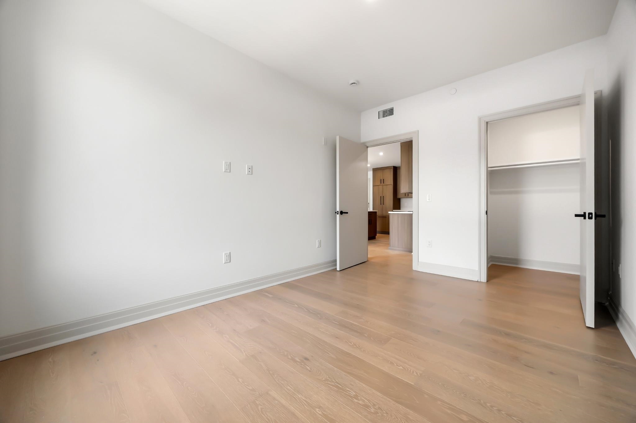 921 Madison St 508 Property Photo 7
