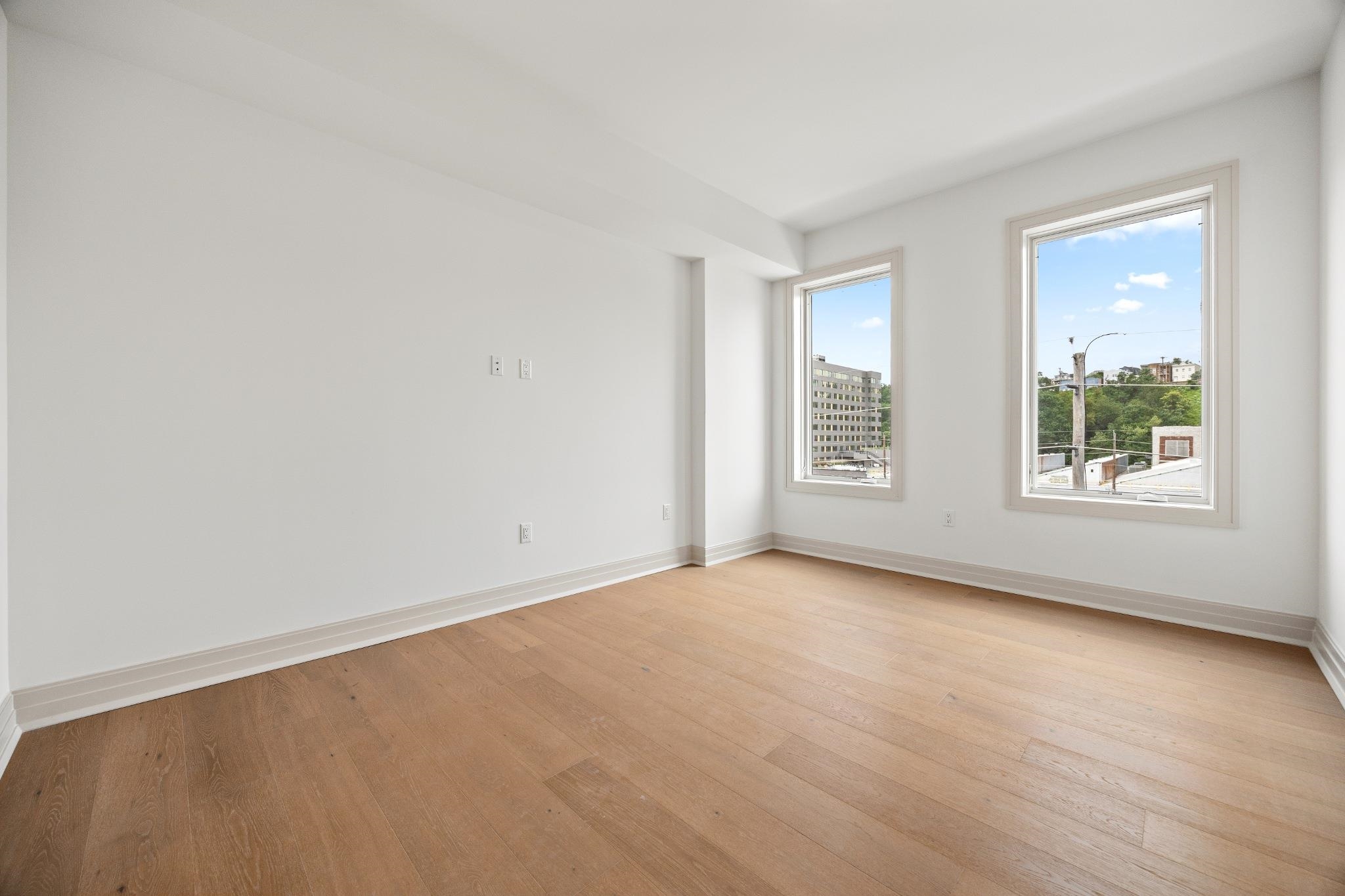 921 Madison St 508 Property Photo 9