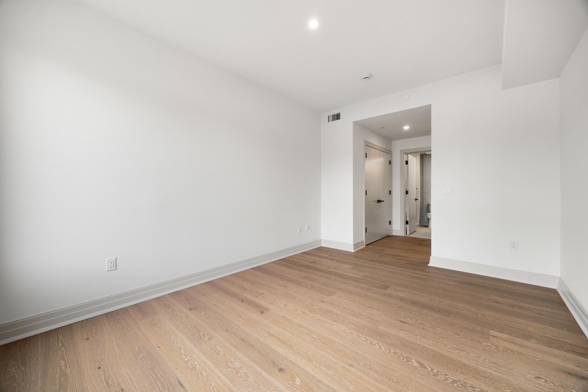 921 Madison St 508 Property Photo 10