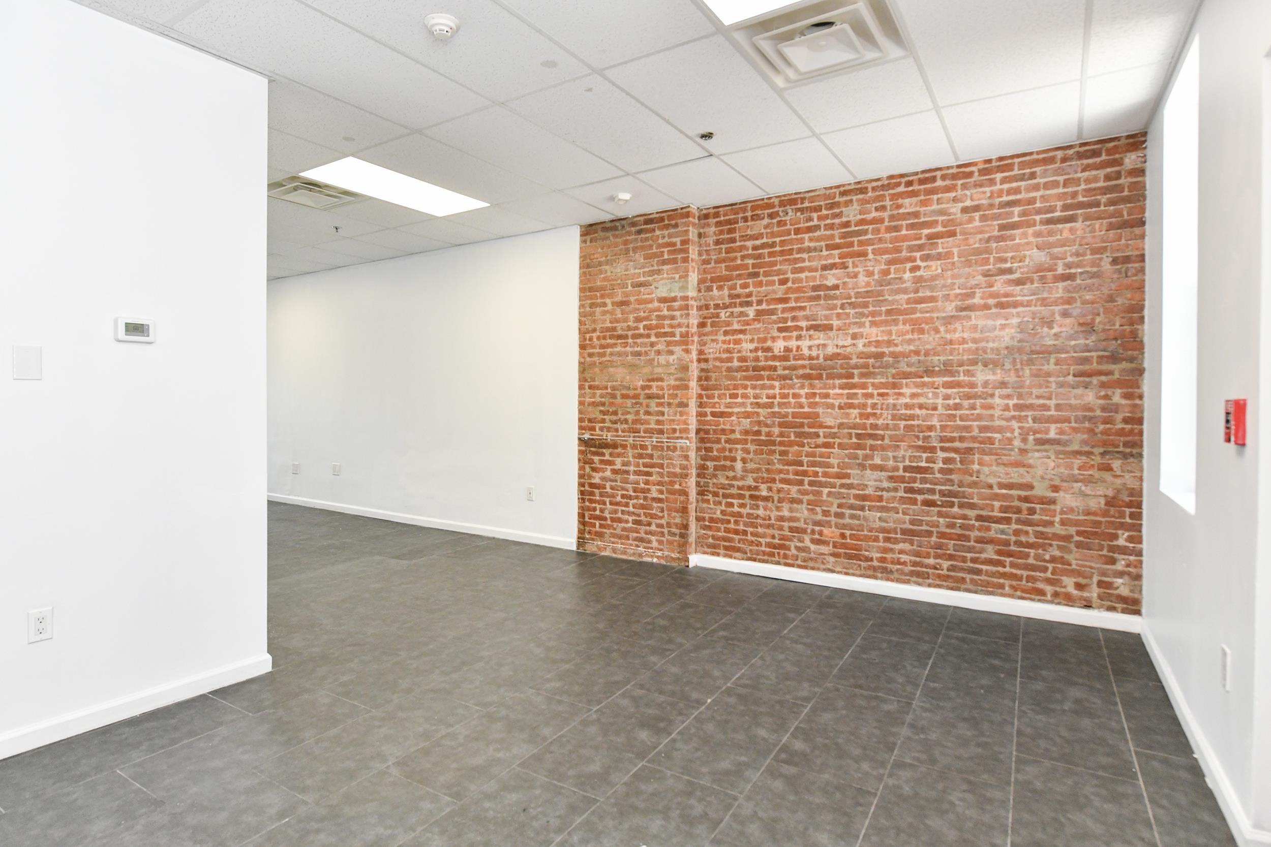 2707 Bergenline Ave Property Photo 5