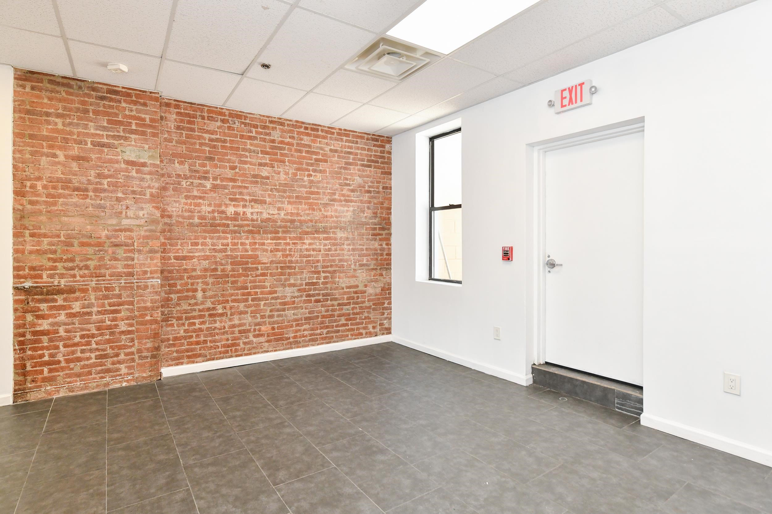 2707 Bergenline Ave Property Photo 6