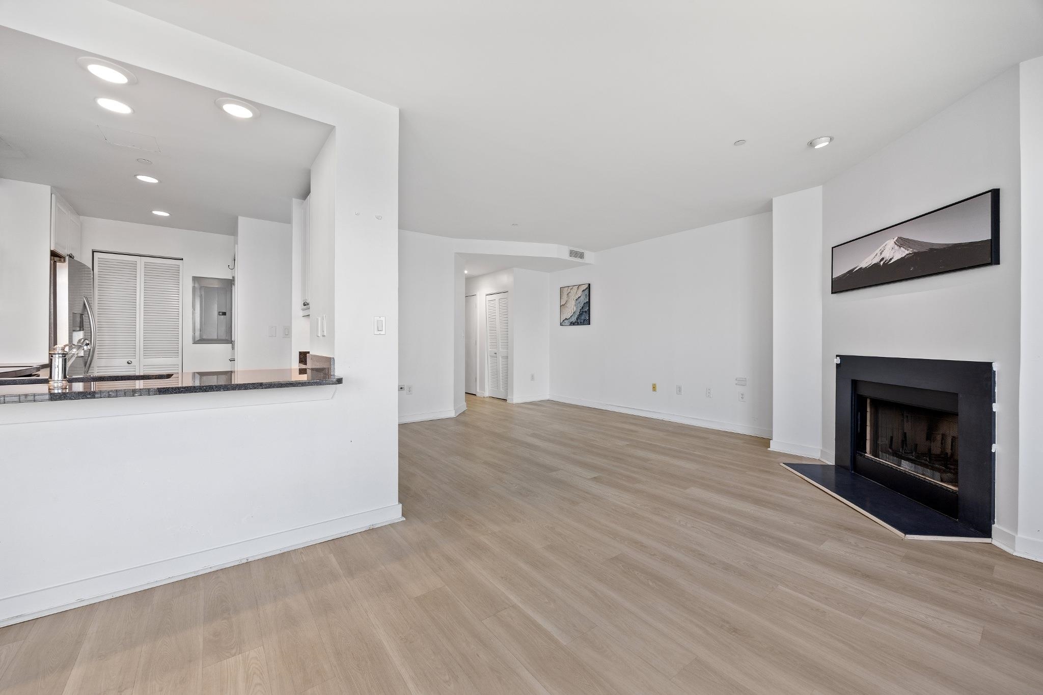 600 Harbor Blvd 955 Property Photo 10