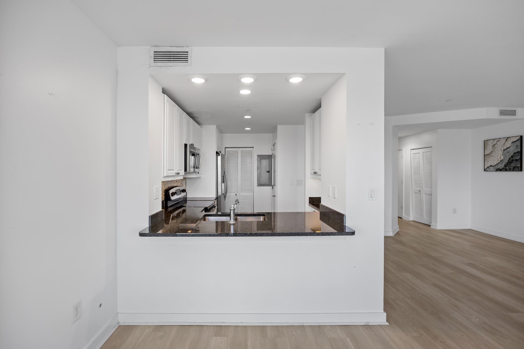 600 Harbor Blvd 955 Property Photo 11