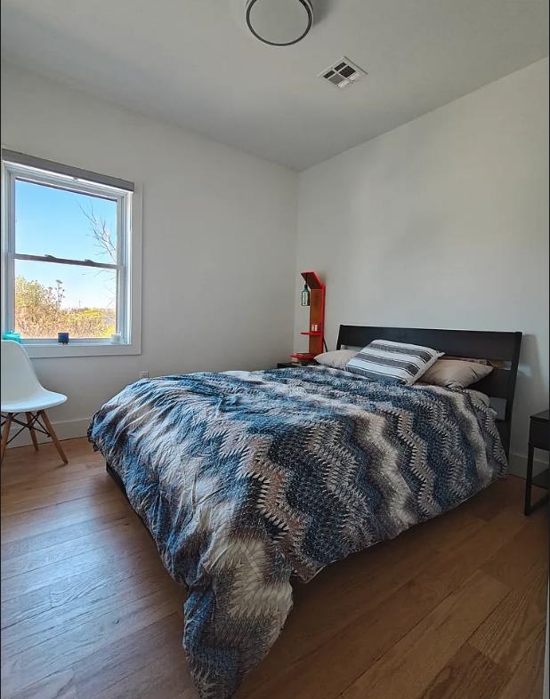 104 Ege Ave 2 Property Photo 6