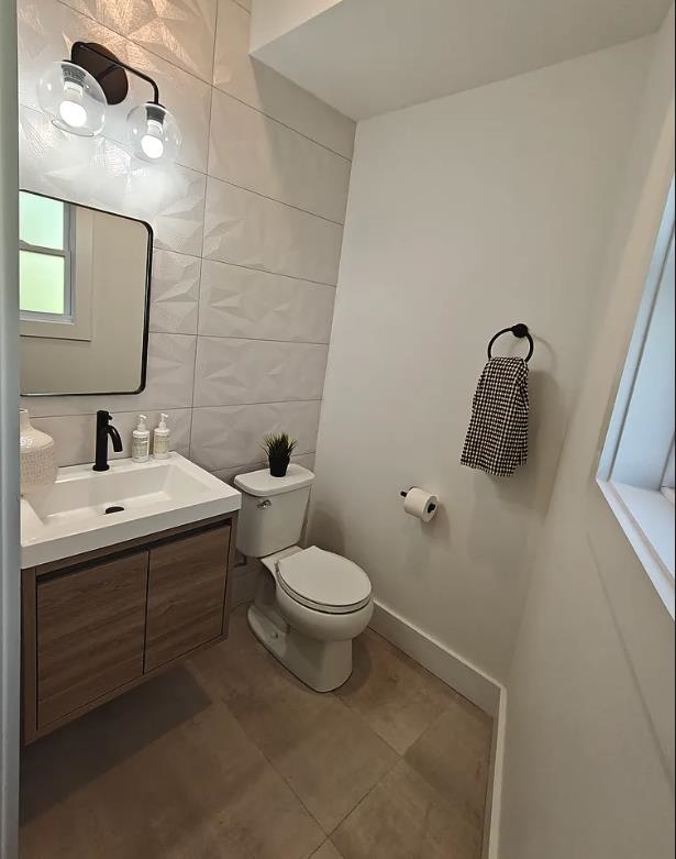 104 Ege Ave 2 Property Photo 10