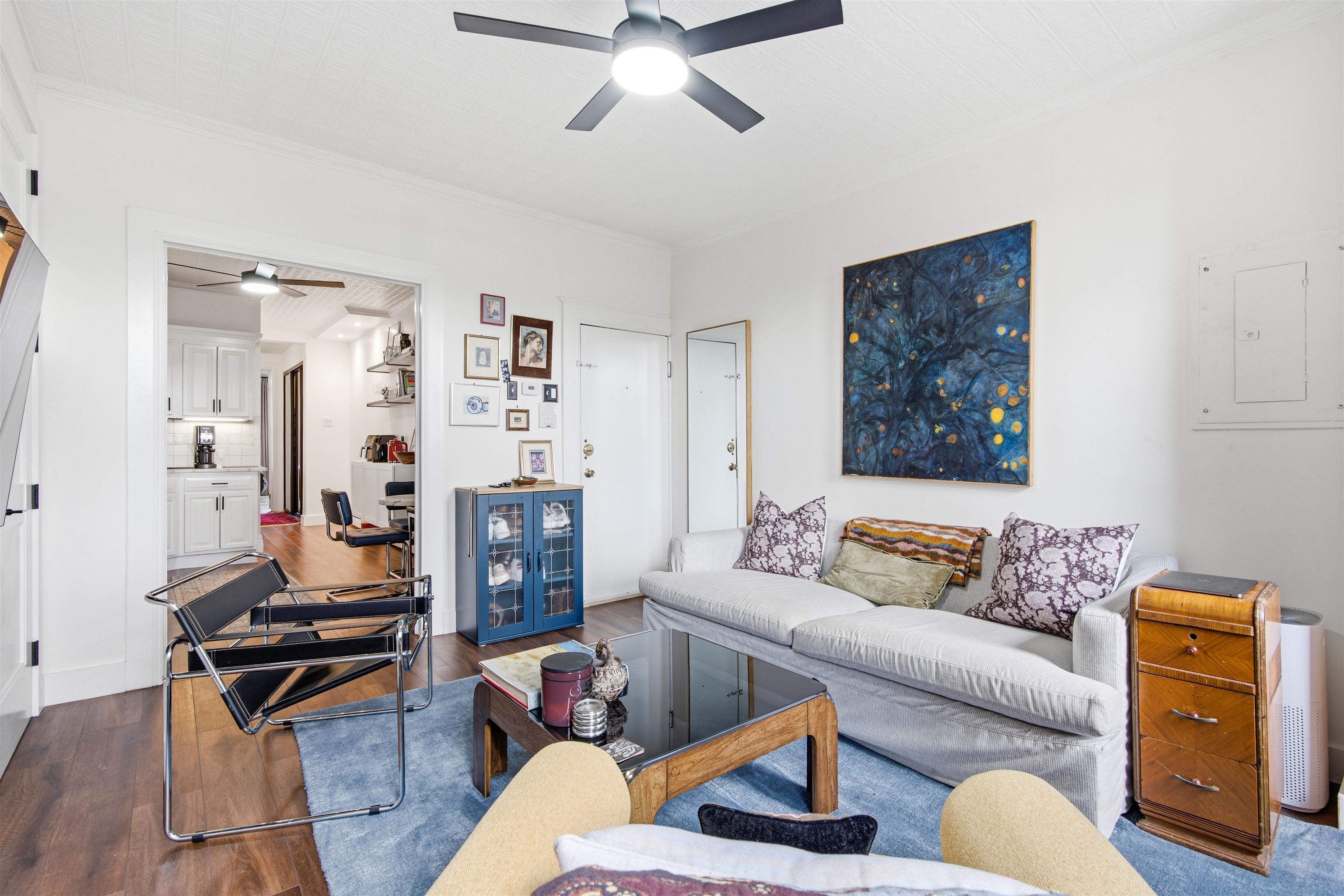 1218 Washington St 8 Property Photo 3