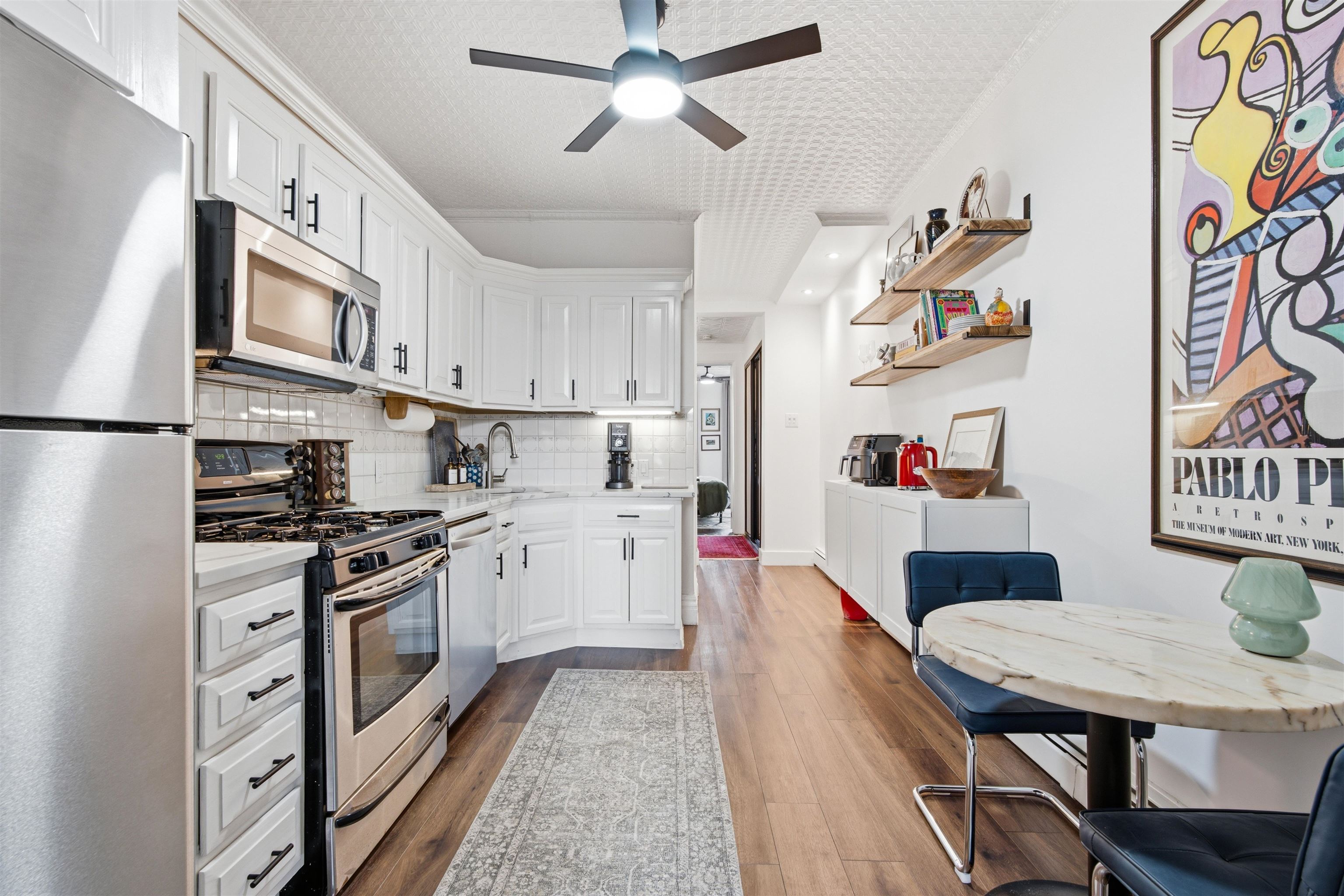 1218 Washington St 8 Property Photo 5