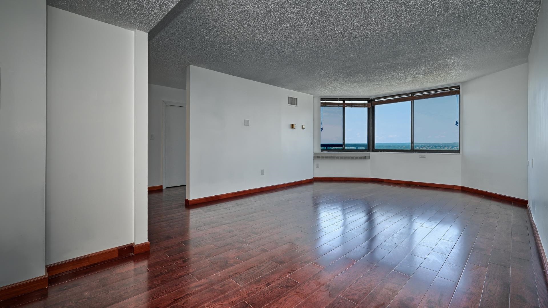 2140 Harmon Cove Tower 2140 Property Photo 20