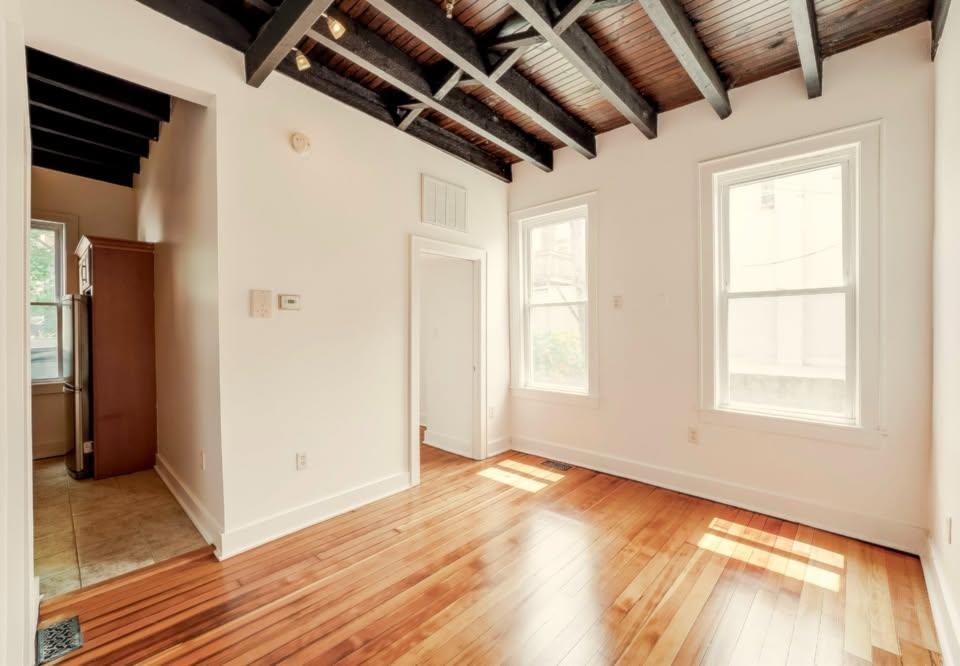 807 Garden St Property Photo 16