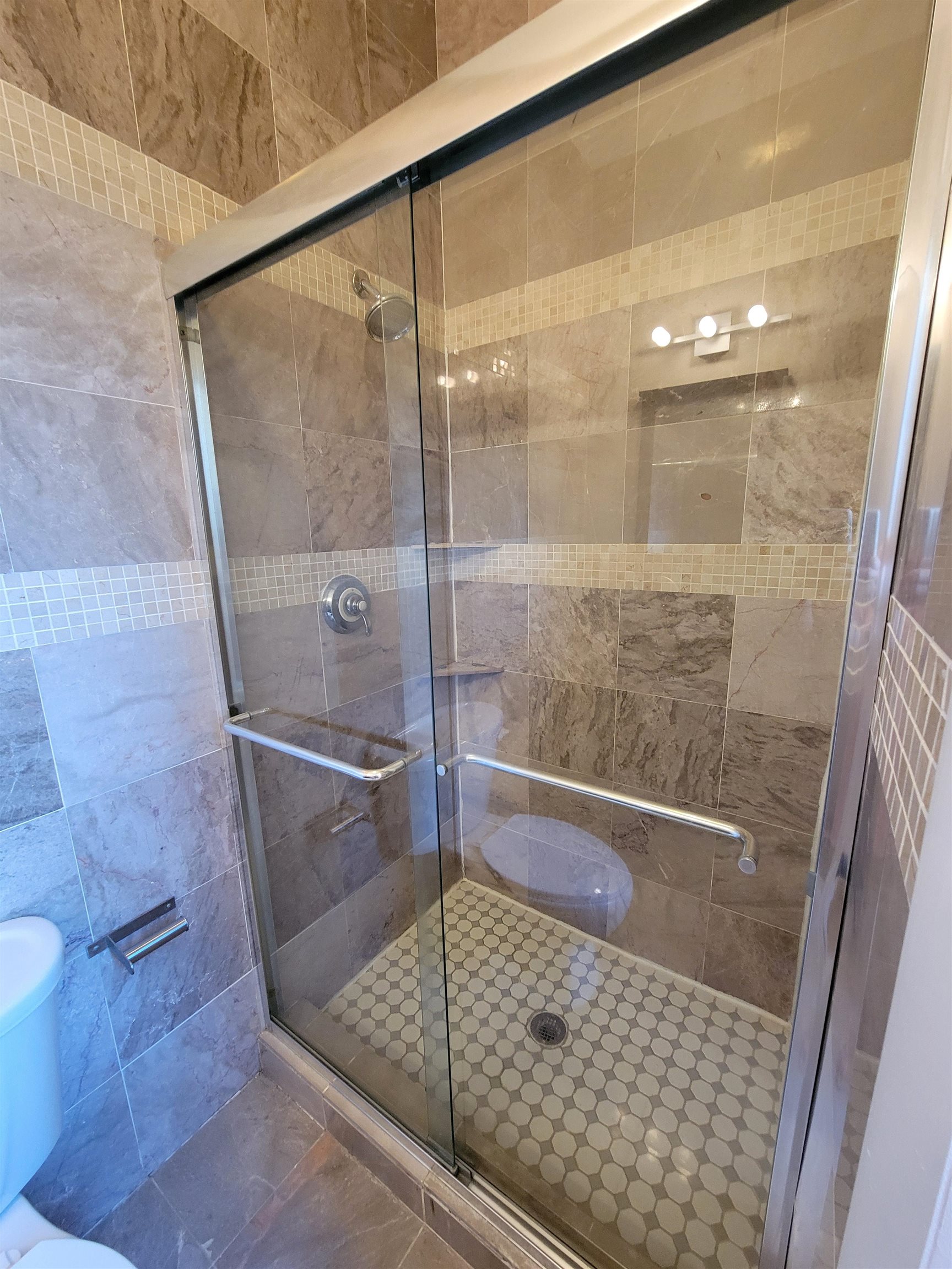 9 East 18th St Property Photo 8
