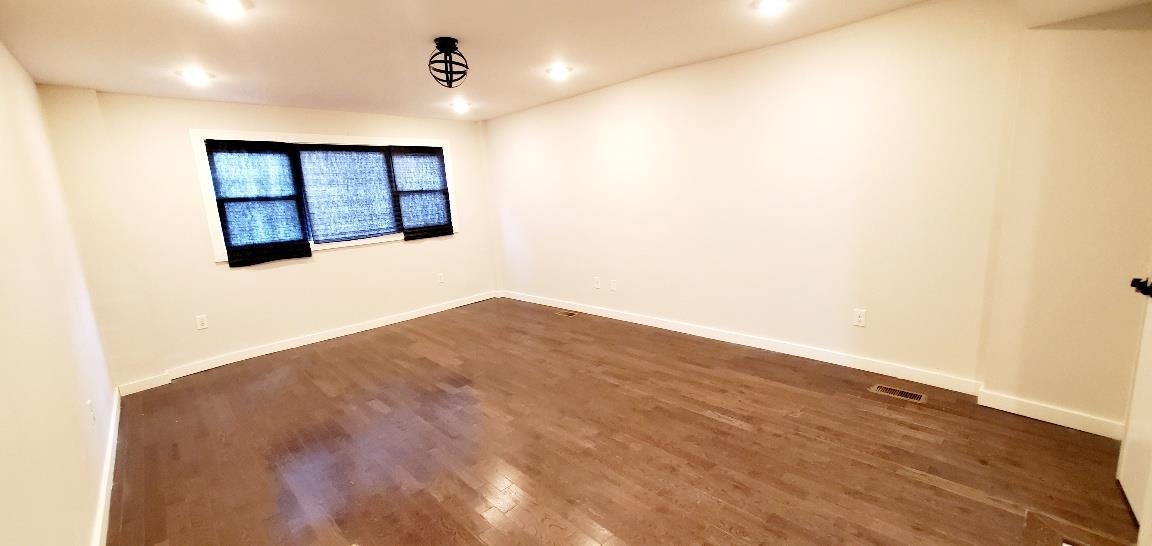 487 Ocean Ave 1 Property Photo 6