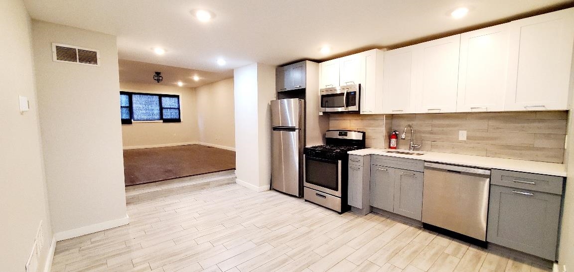487 Ocean Ave 1 Property Photo 8