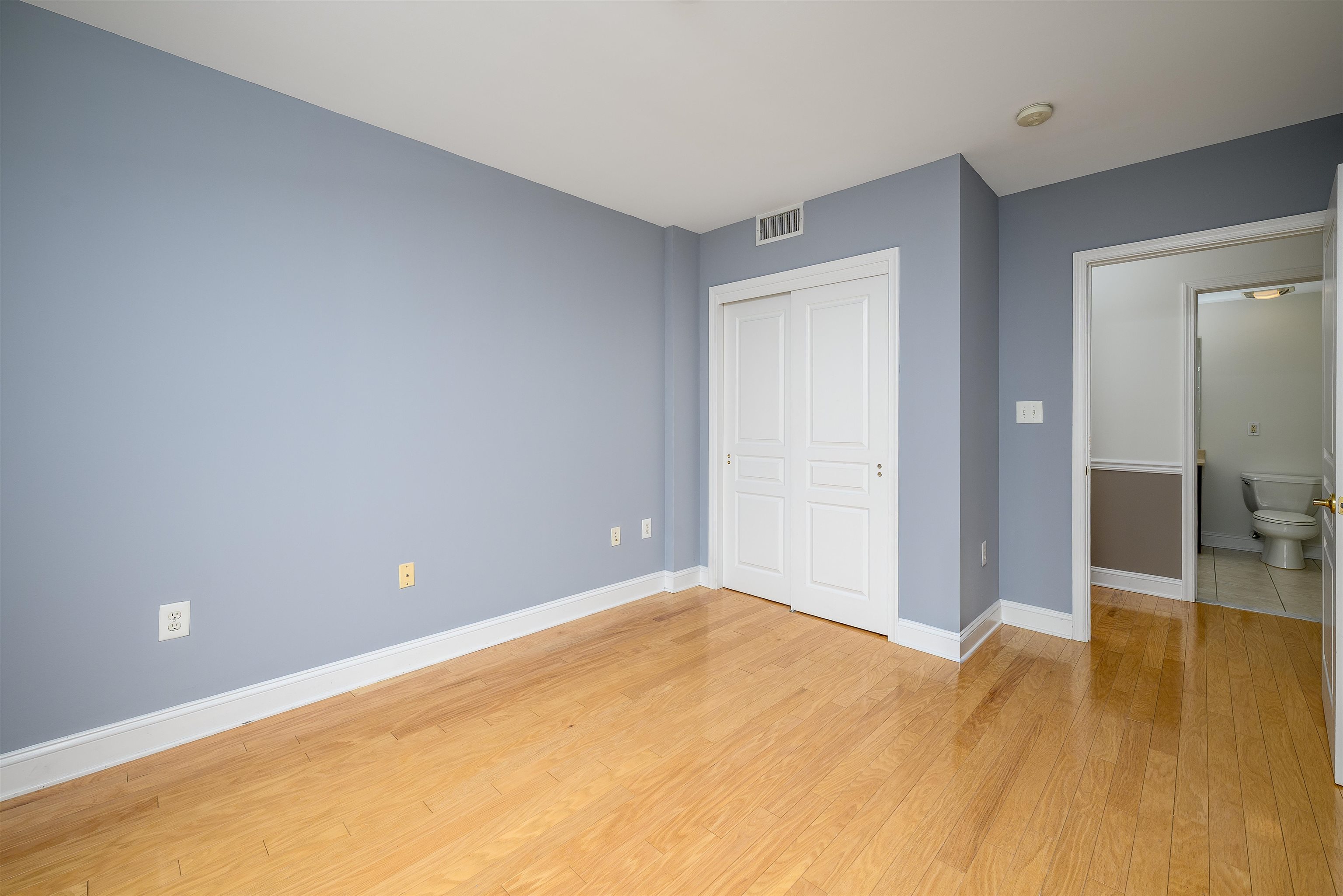 70 Adams St 5f Property Photo 15
