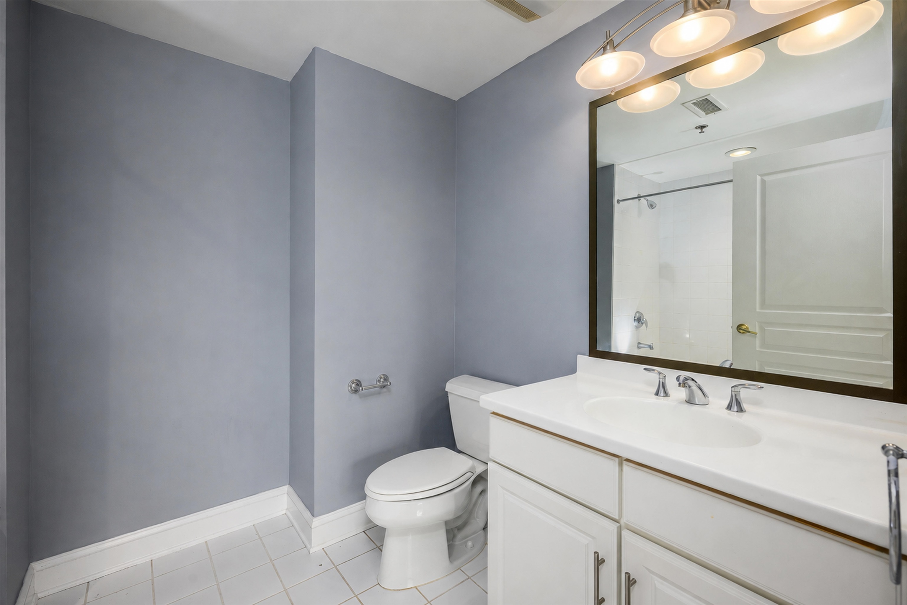 70 Adams St 5f Property Photo 16