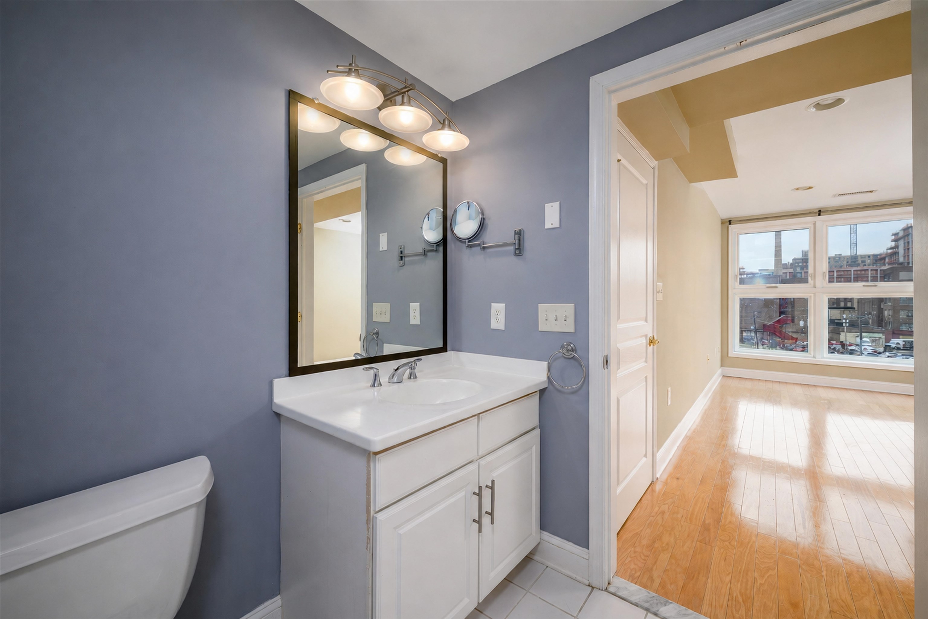 70 Adams St 5f Property Photo 17
